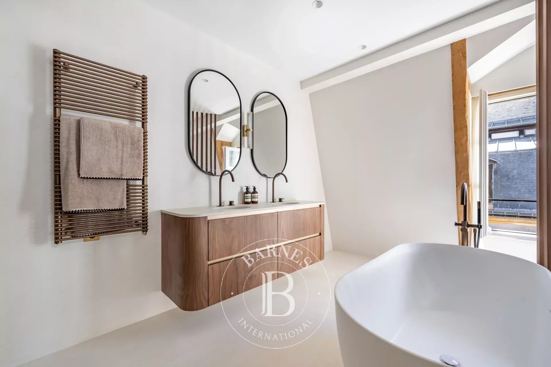 Daire Paris 4ème - picture 15