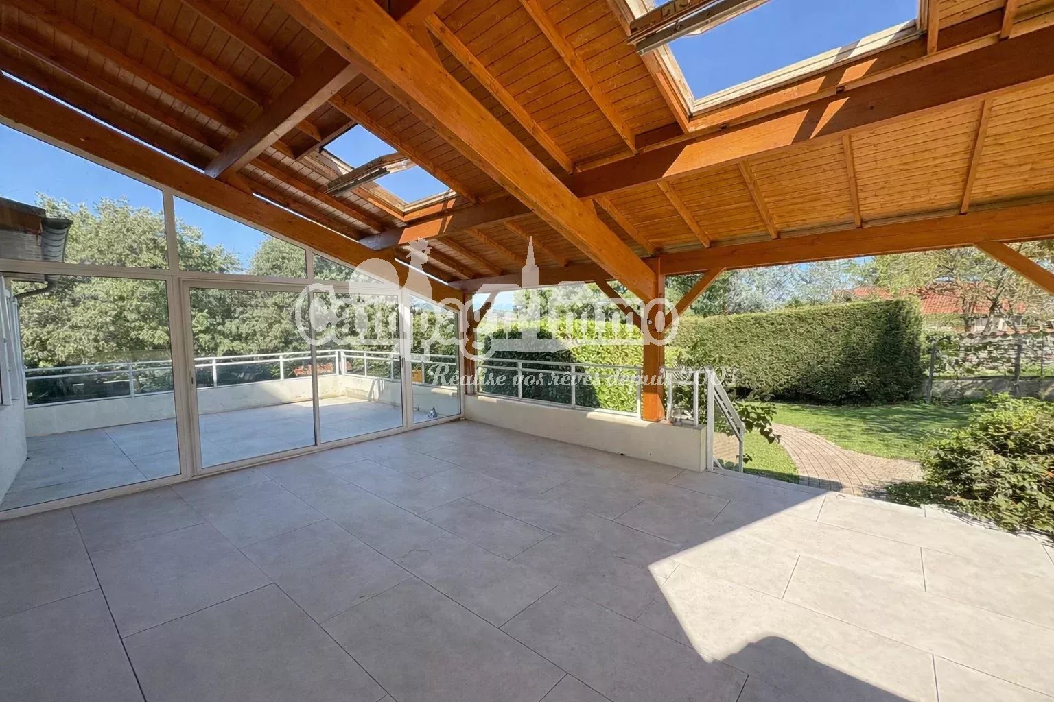 Agence immobilière de 