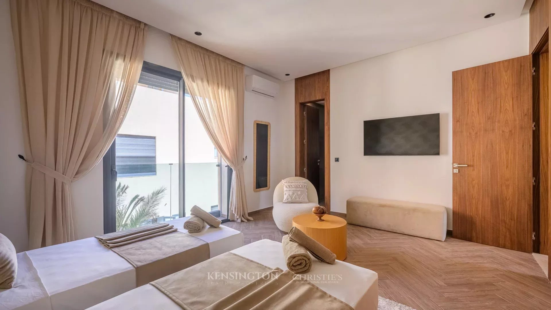 4 Bedroom Villa/Townhouse's Image 30