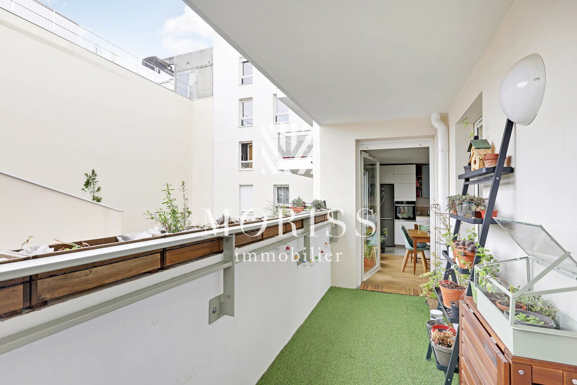 Appartement 4 pièces de 80 m2 Carrez + 12 m2 de Terrasse - Image Array