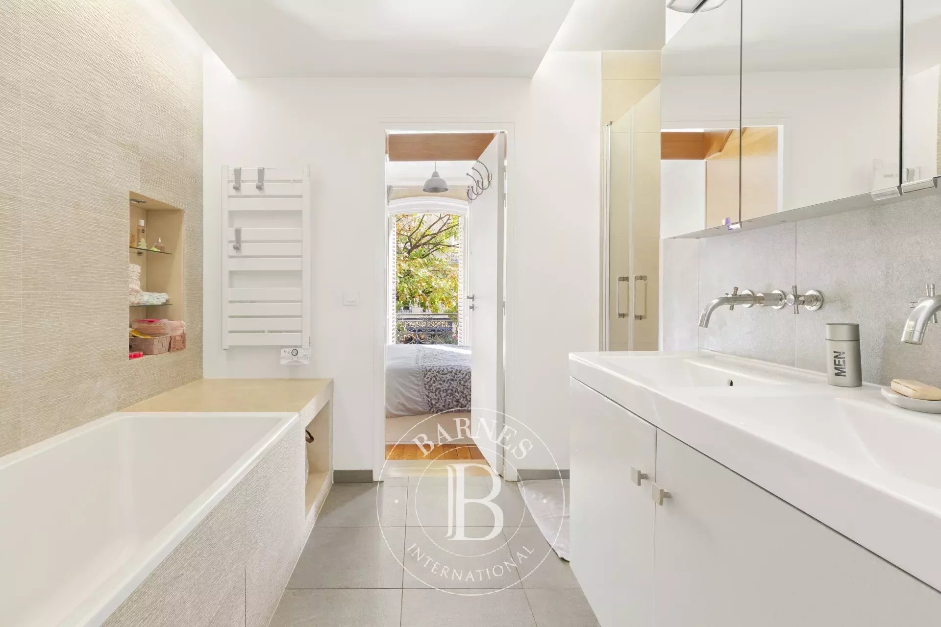 Daire Paris 3ème - picture 14