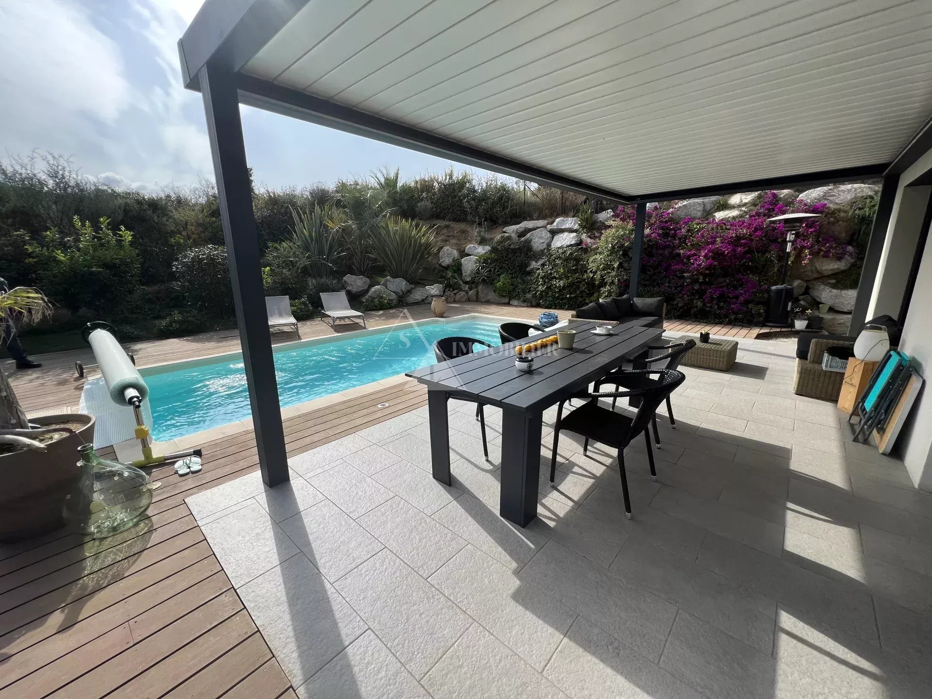 Agence immobilière de 