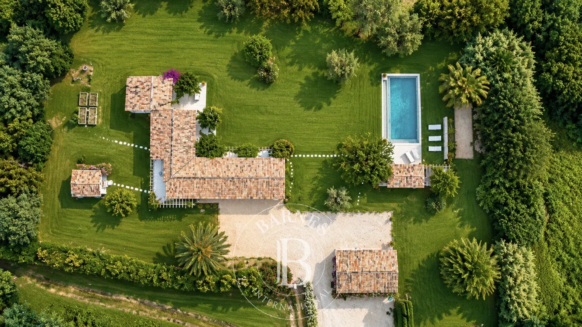 Villa Ramatuelle  -  ref 87095643 (picture 3)
