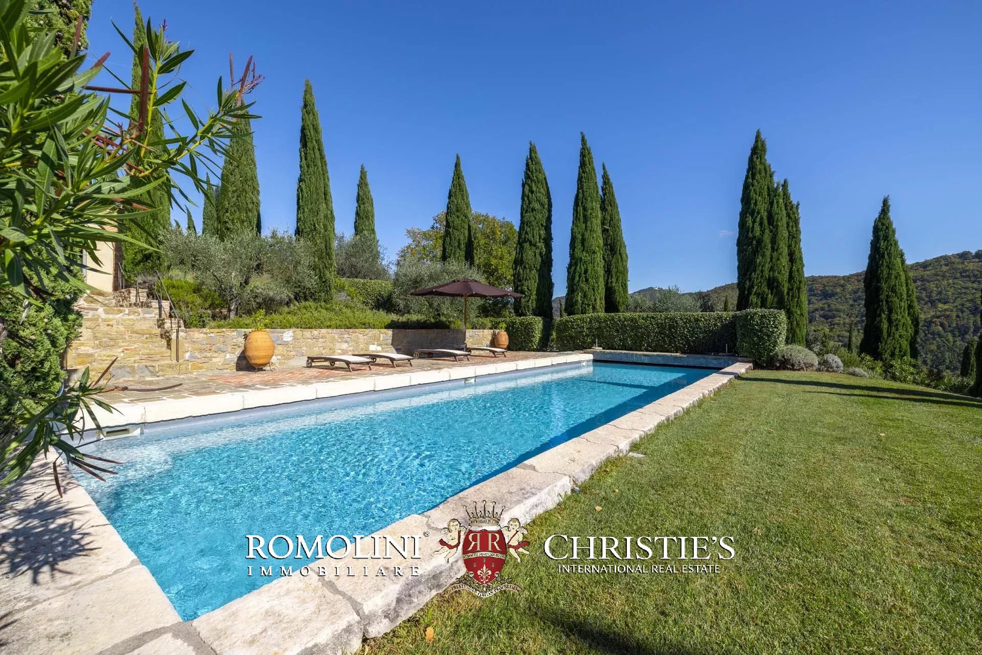 4 Bedroom Villa/Townhouse's Image 21