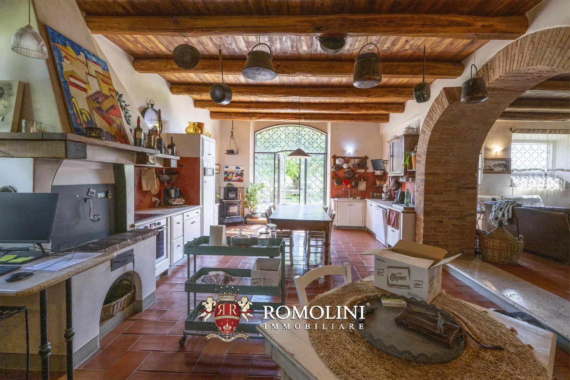 34 Bedroom Vineyard's Image 48