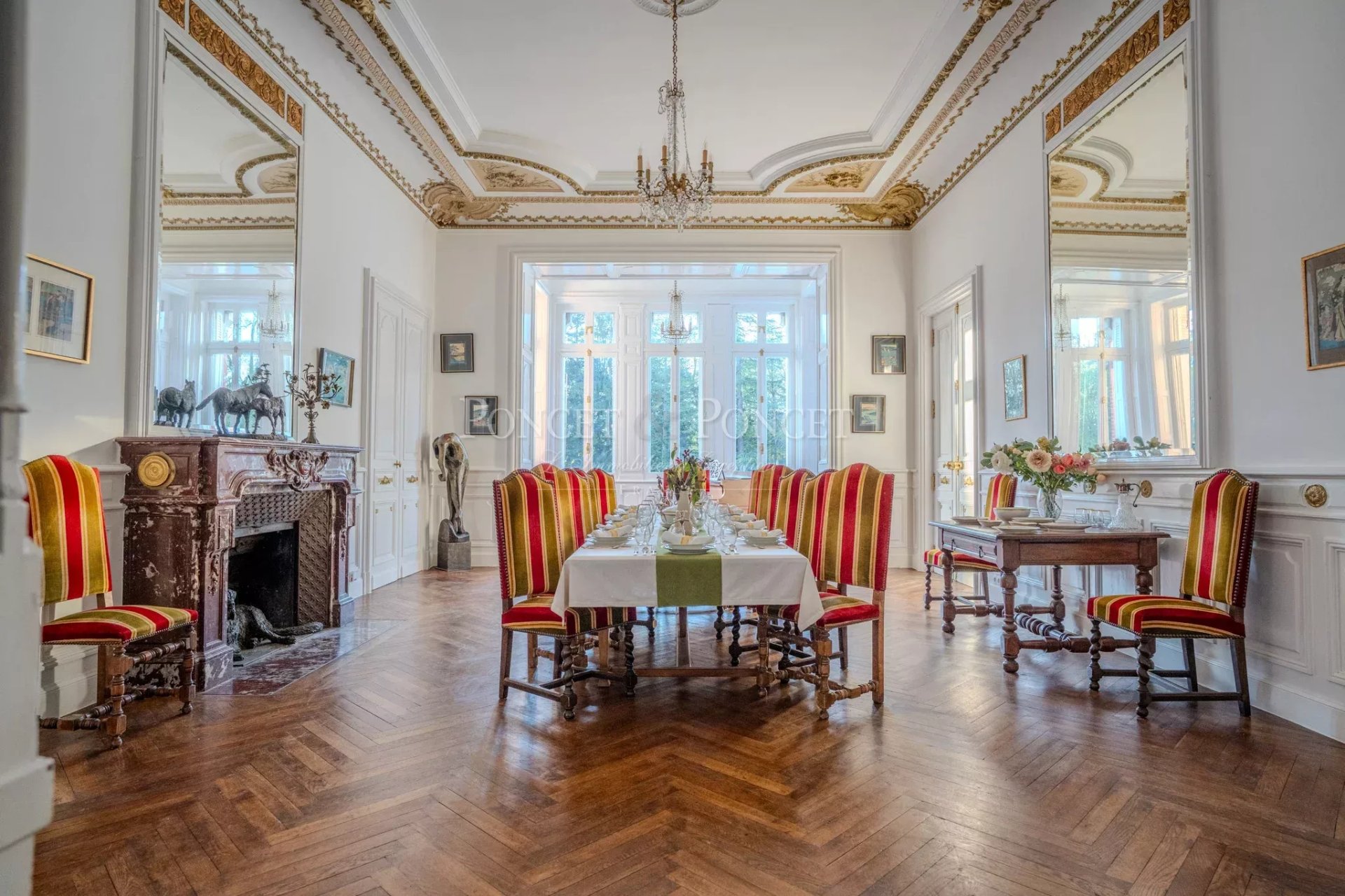 17 Bedroom Chateau's Image 15