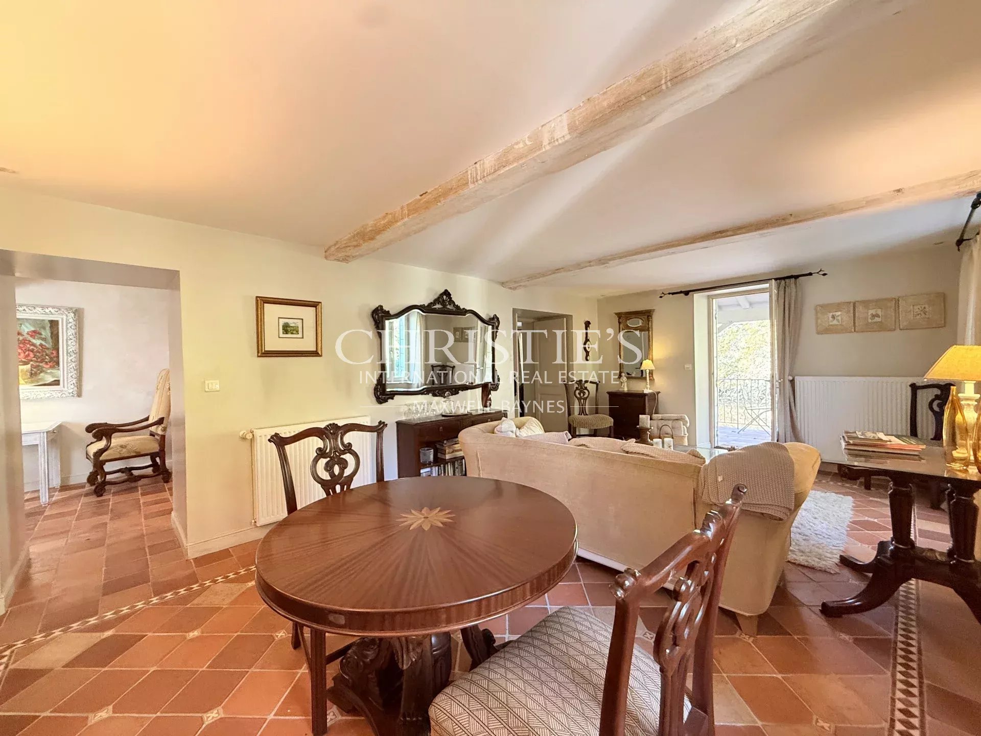 5 Bedroom Villa/Townhouse's Image 22