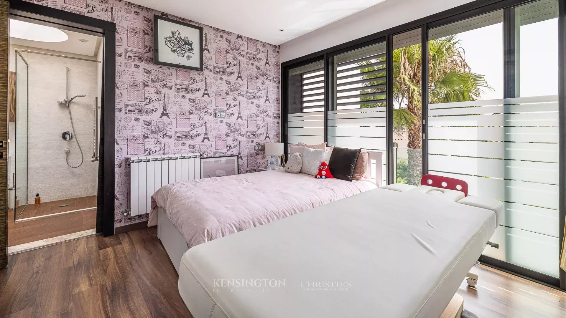 4 Bedroom Villa/Townhouse's Image 21