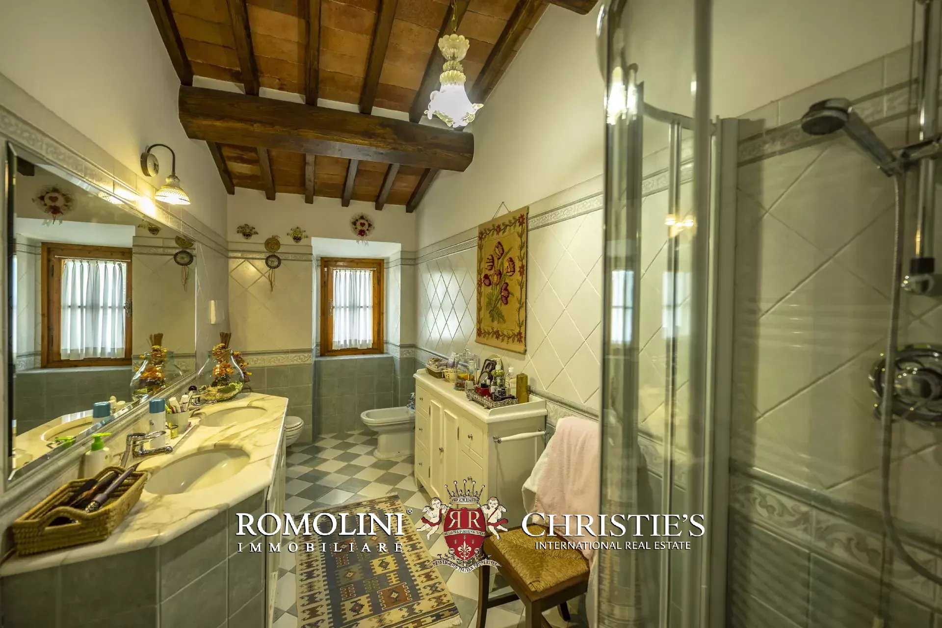 4 Bedroom Villa/Townhouse's Image 31