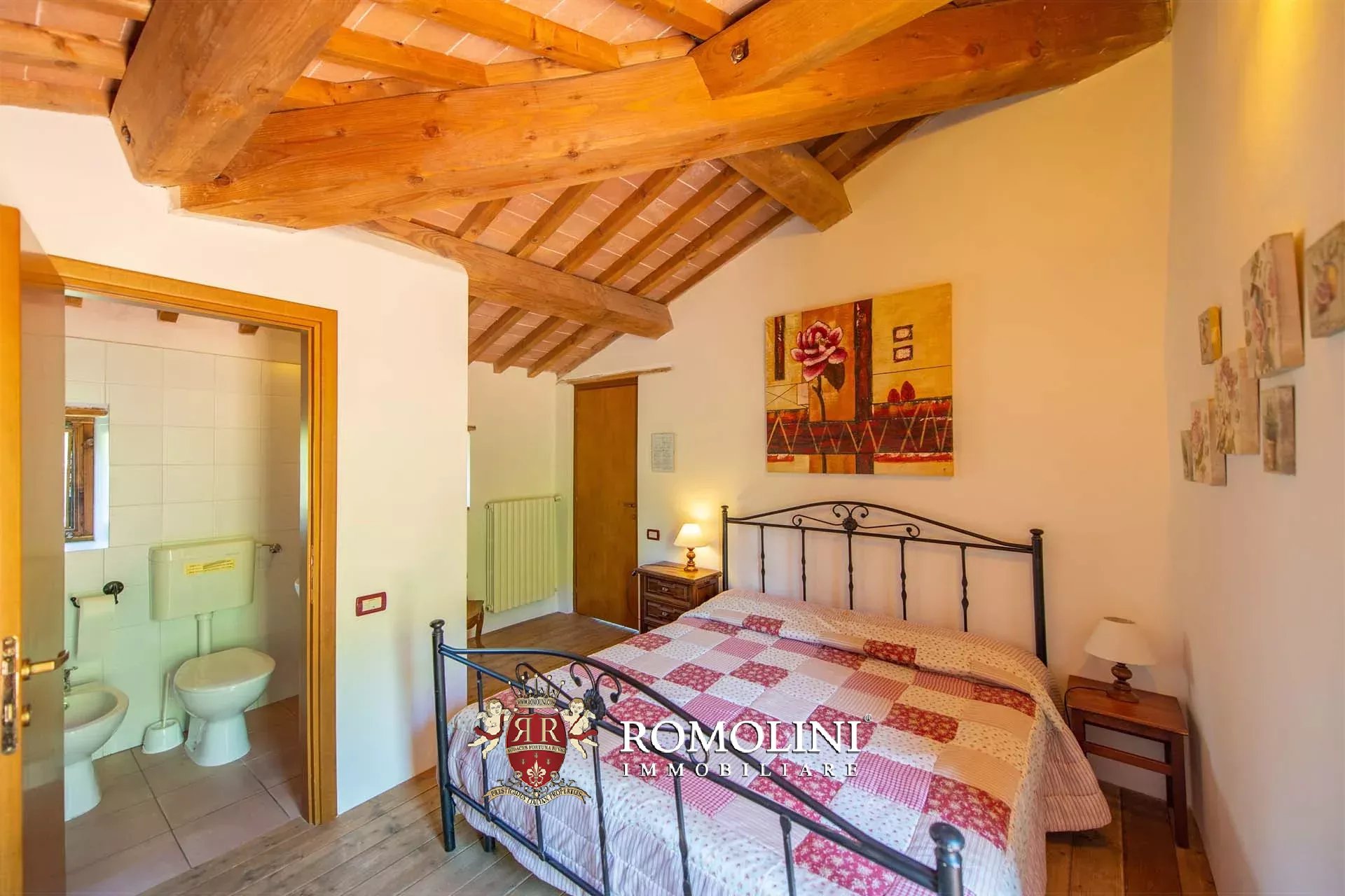 10 Bedroom Villa/Townhouse's Image 30