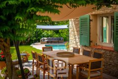 Gated Estate – Lovely Renovated Provençal Villa with Views of the Historic Village of Mougins — photo 5 of 7