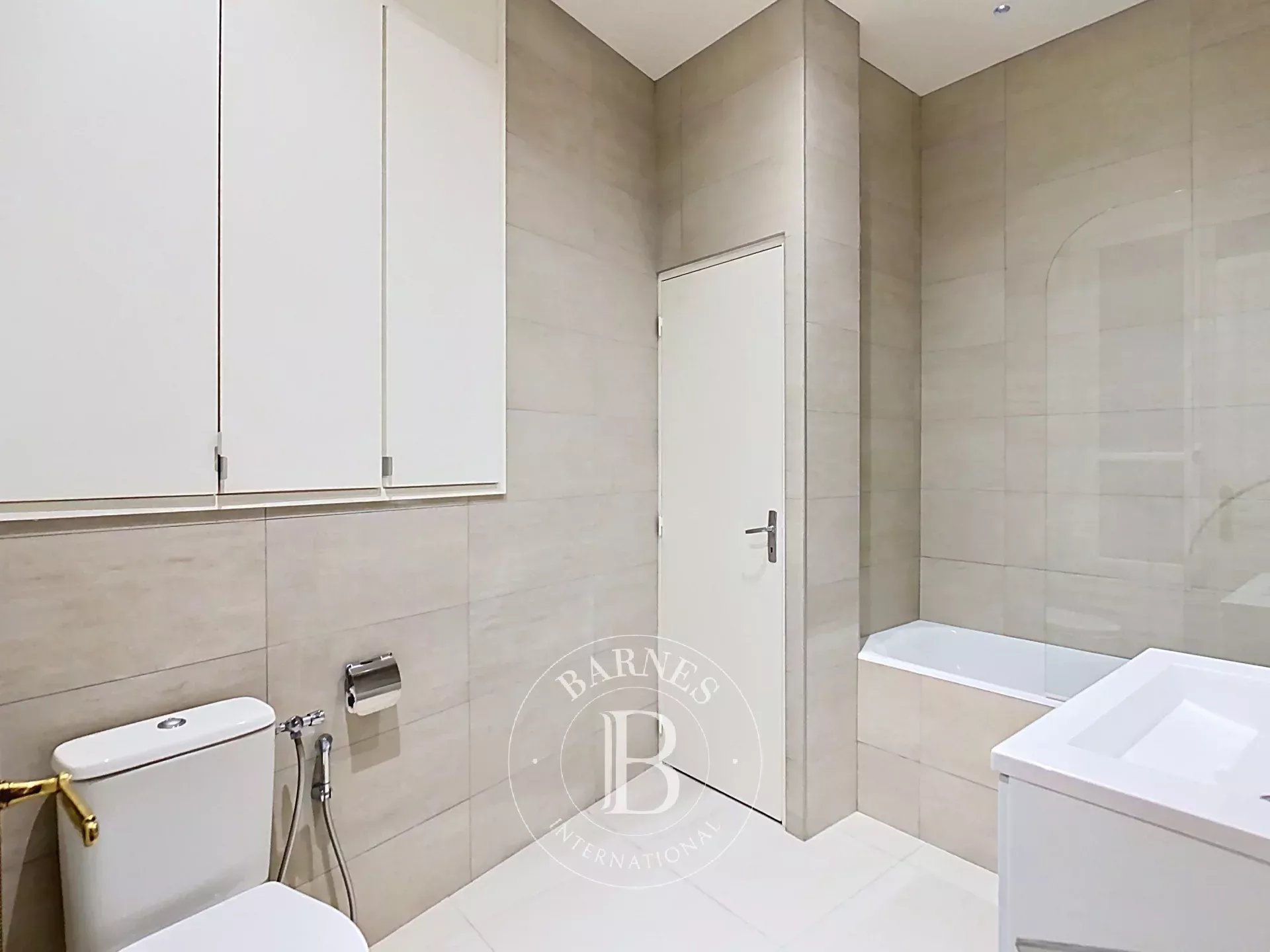 Paris  - Apartment 3 Bedrooms - picture 9