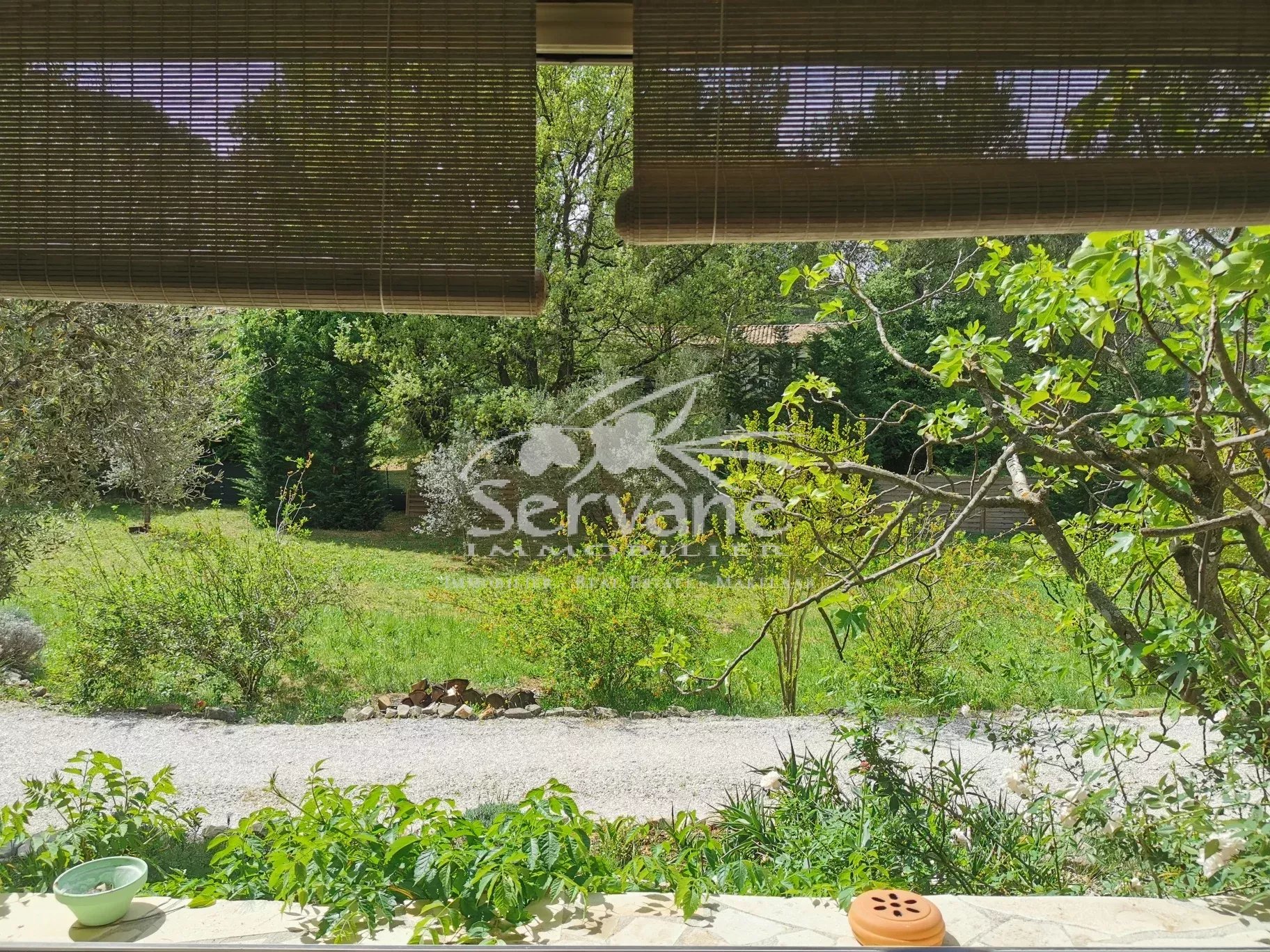 LORGUES PROVENCE FOR SALE COUNTRYSIDE HOUSE 4 BEDROOMS