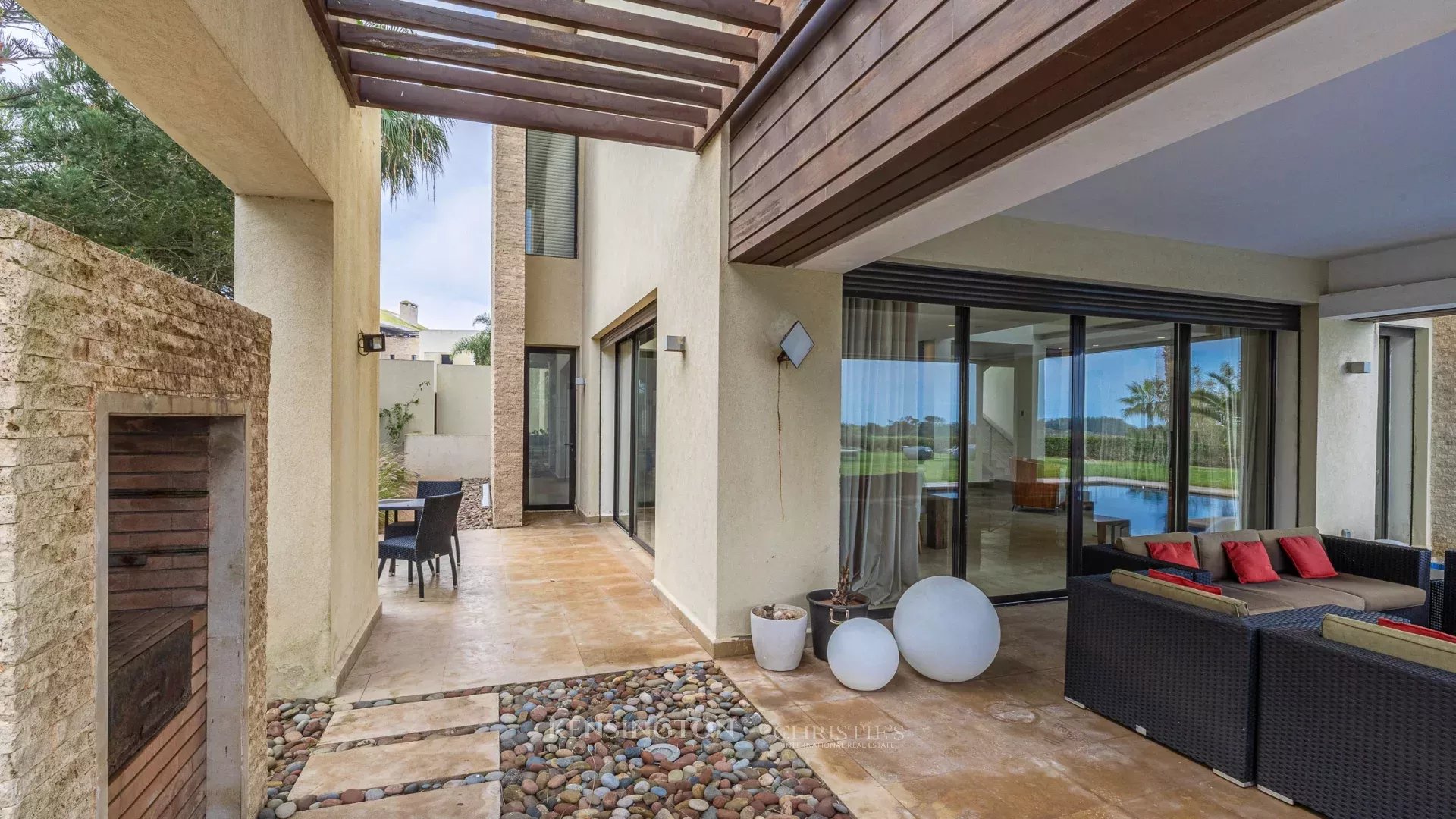 3 Bedroom Villa/Townhouse's Image 12