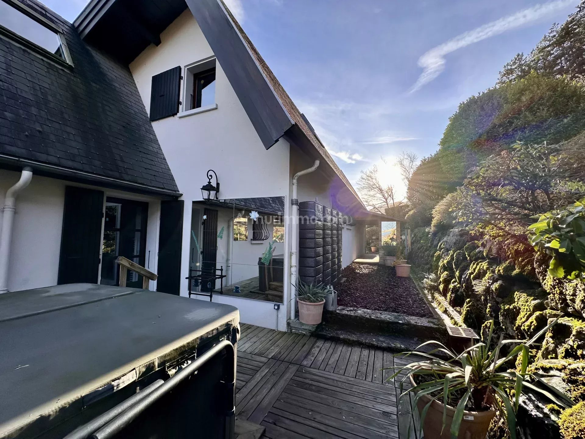 Agence immobilière de 