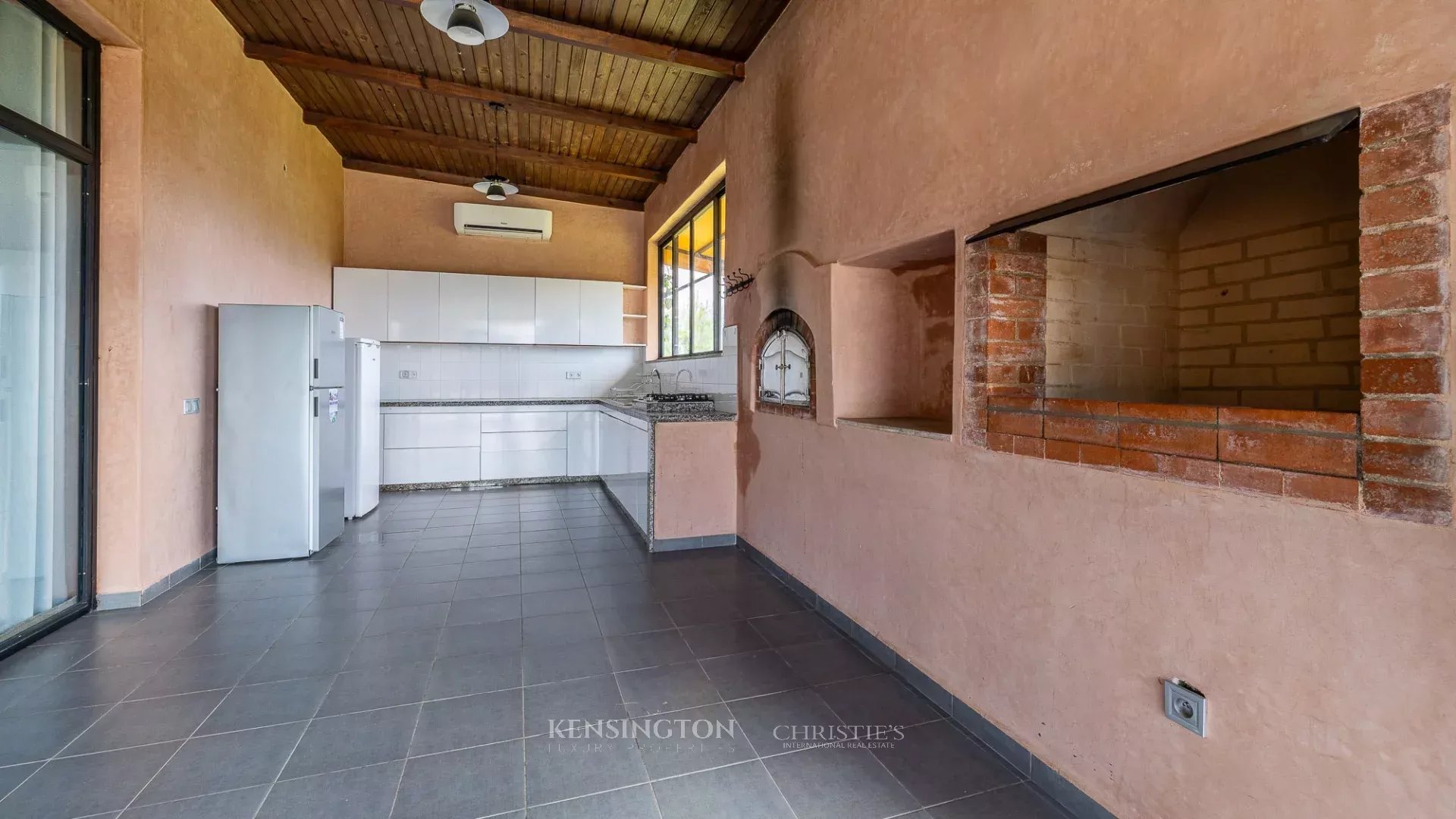 4 Bedroom Villa/Townhouse's Image 15