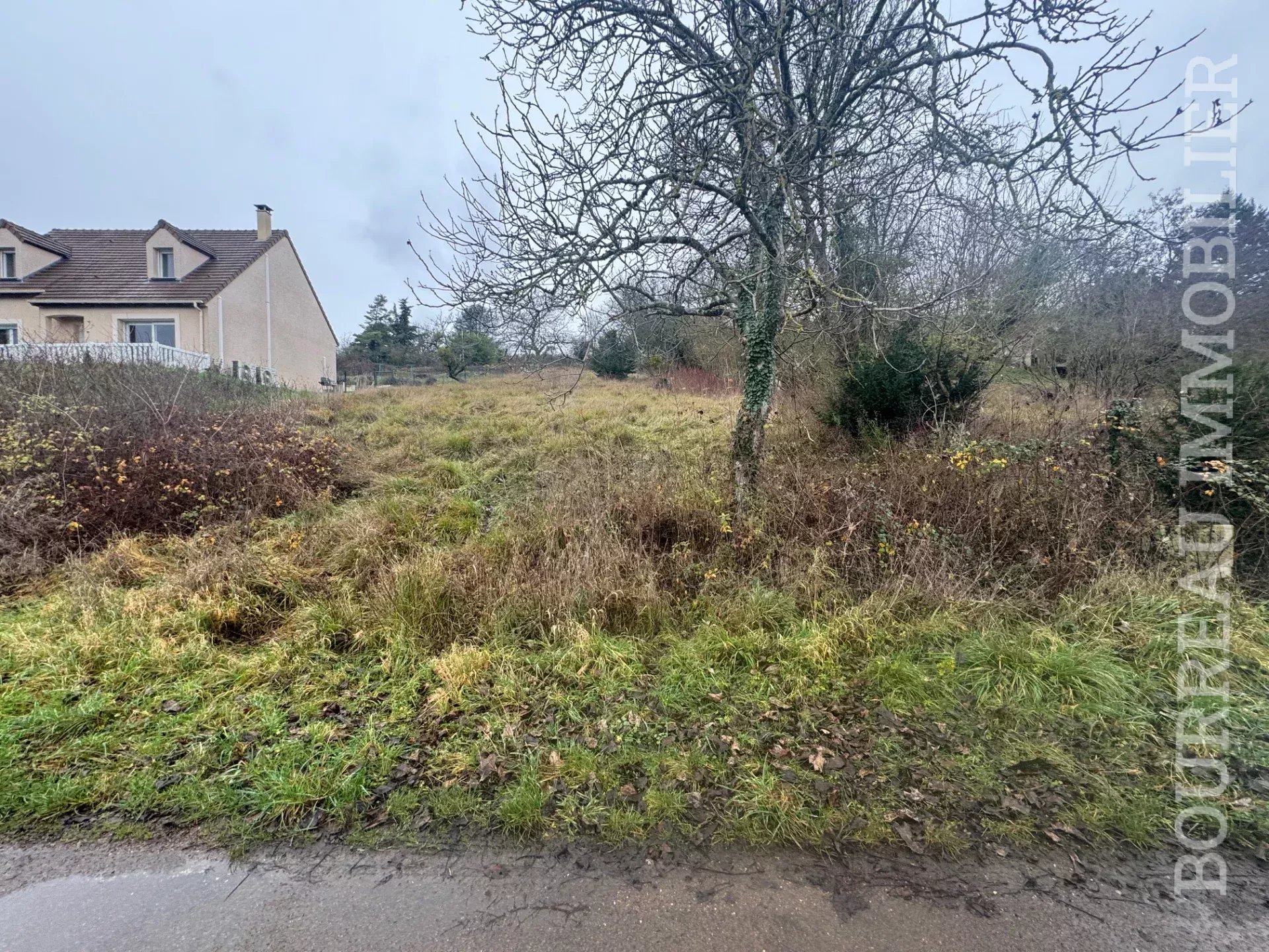 Parking à vendre, 1329 m², Villecien
