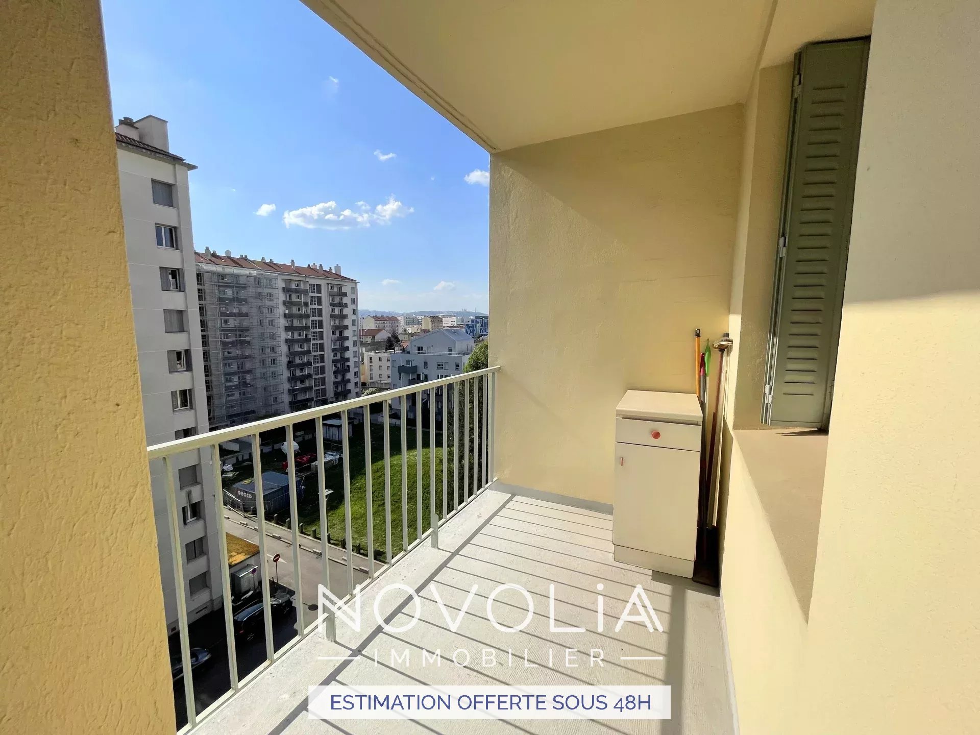 Achat Appartement Surface de 63.81 m/ Total carrez : 63 m, 4 pices, Lyon 8me (69008)