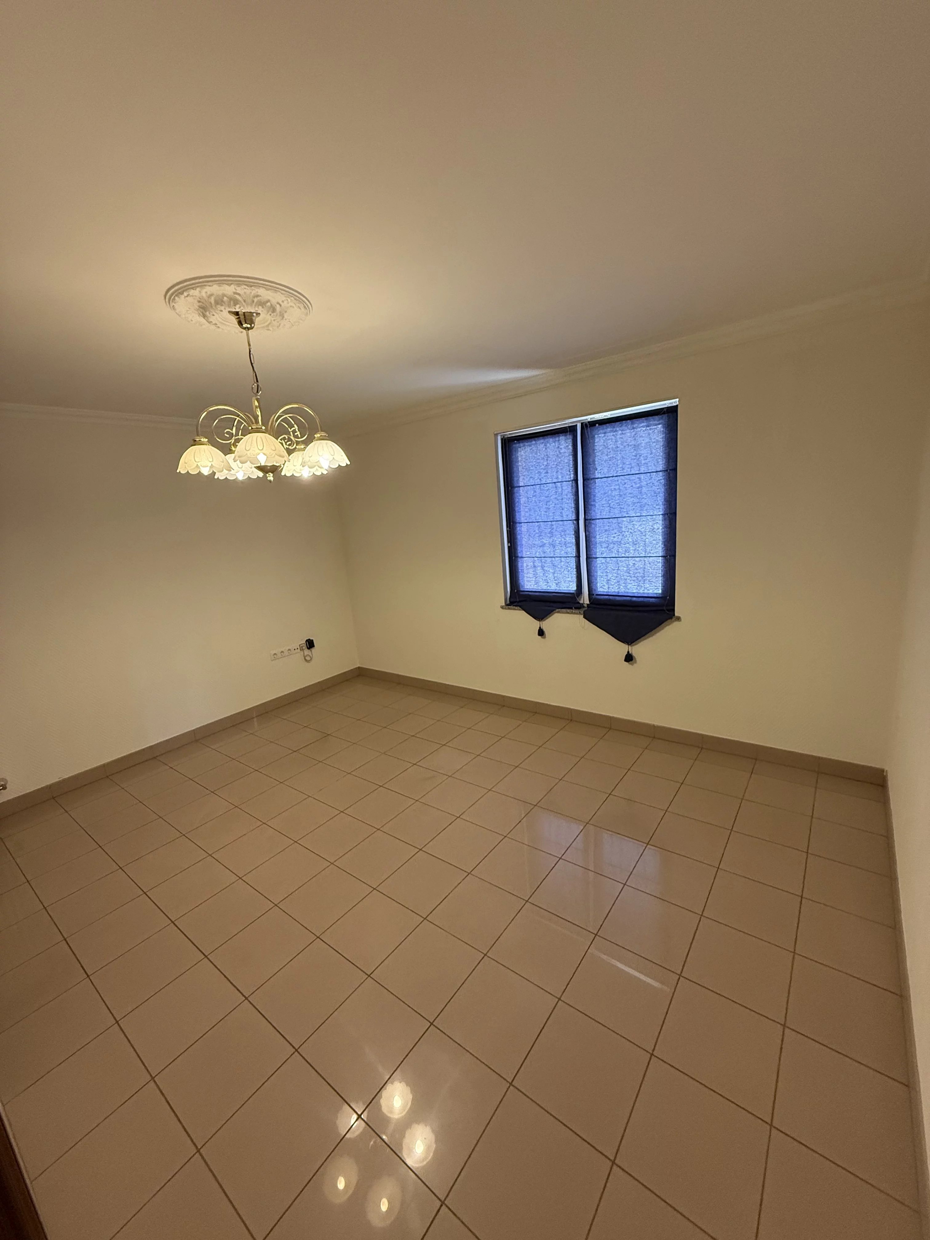 Location Bureau Luxembourg Rollingergrund