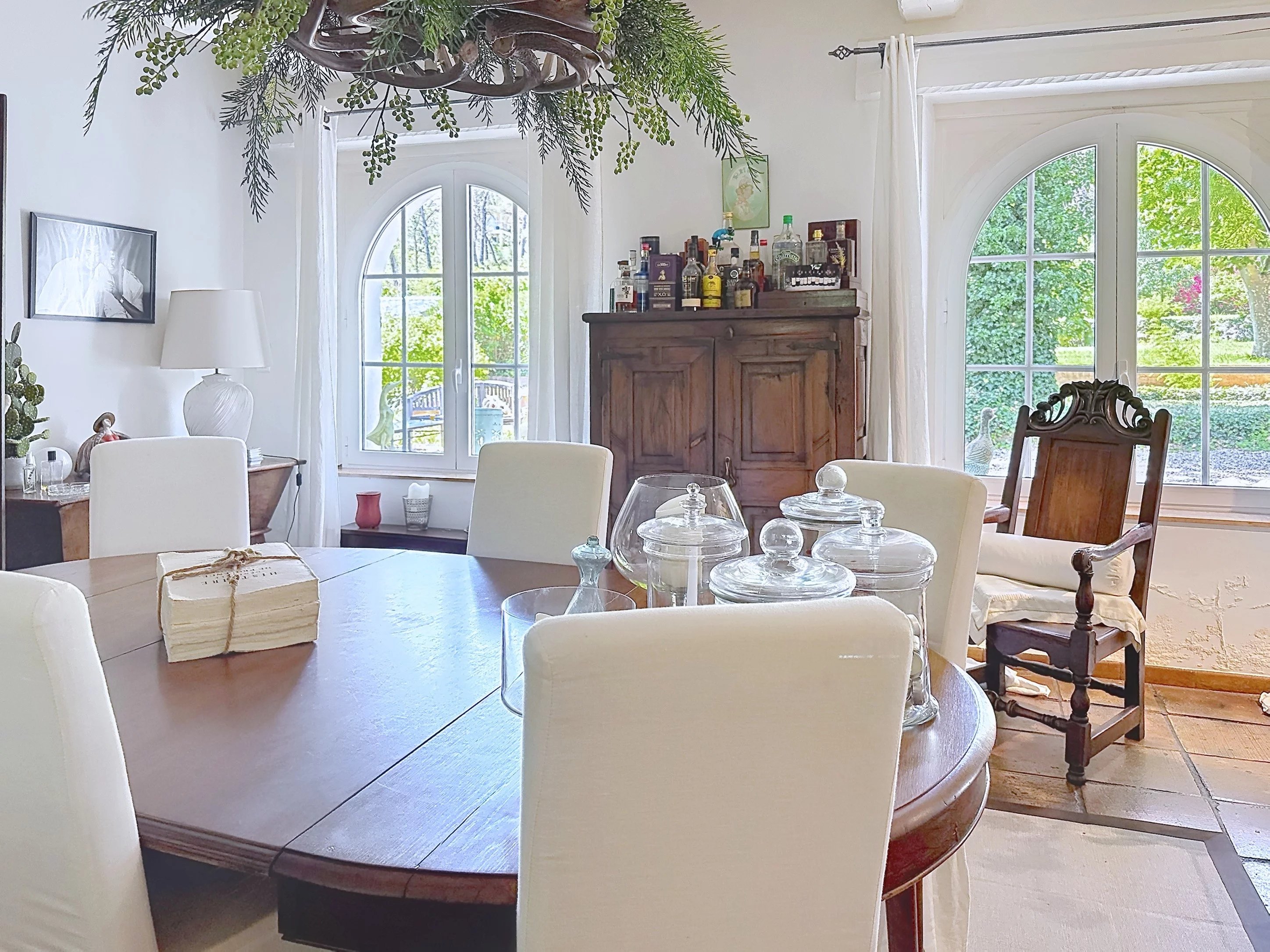 Exceptional property with 19th-century mill, detached villa, 2 pools on 1.6 hectares