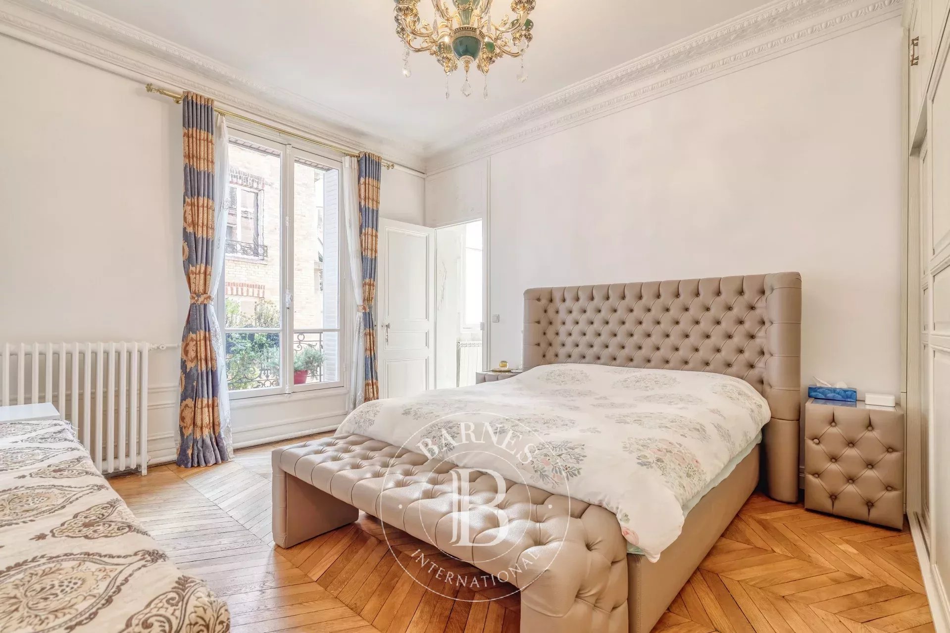 Daire Paris 8ème - picture 5