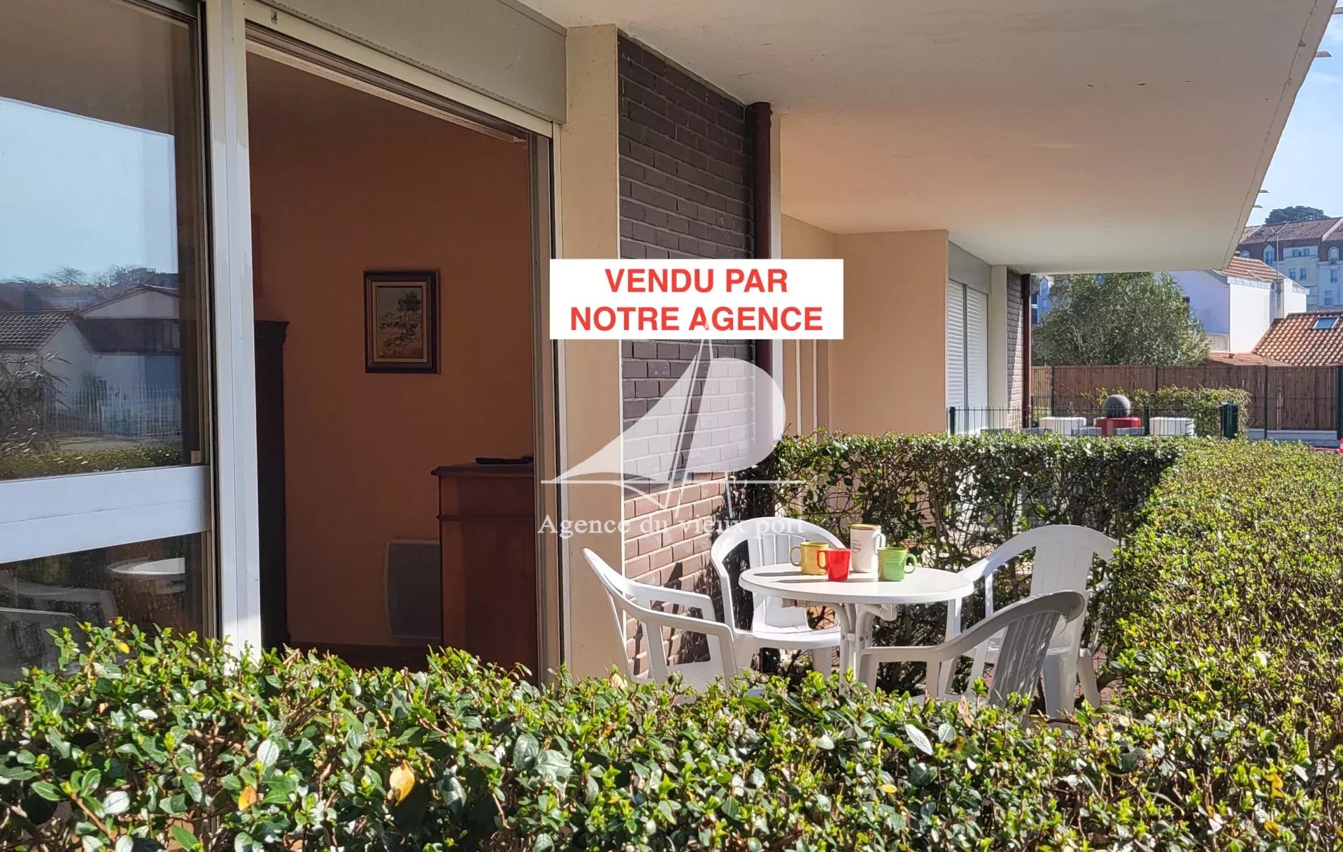 Agence immobilière de 