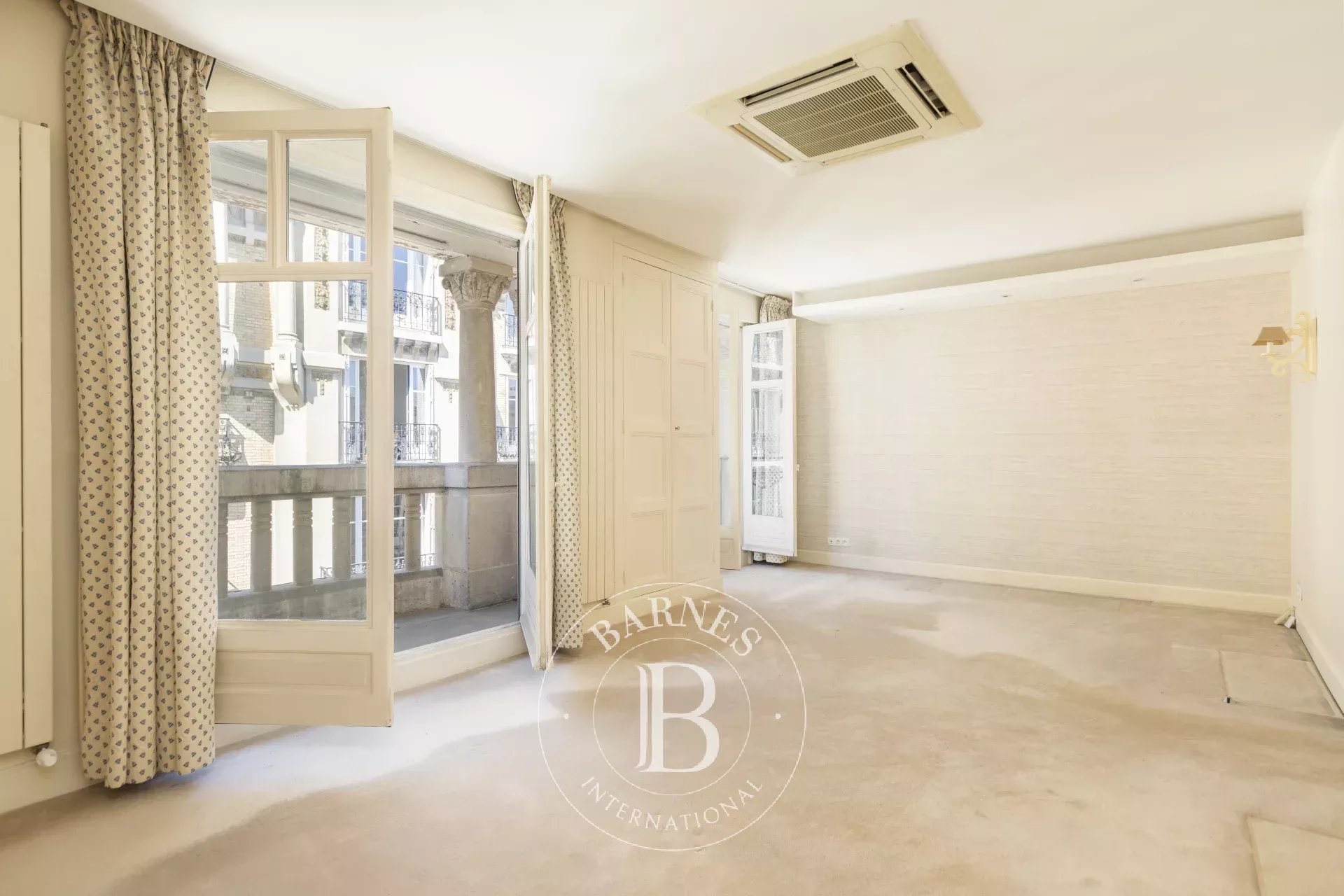 Neuilly-sur-Seine  - Mansion 4 Bedrooms - picture 19