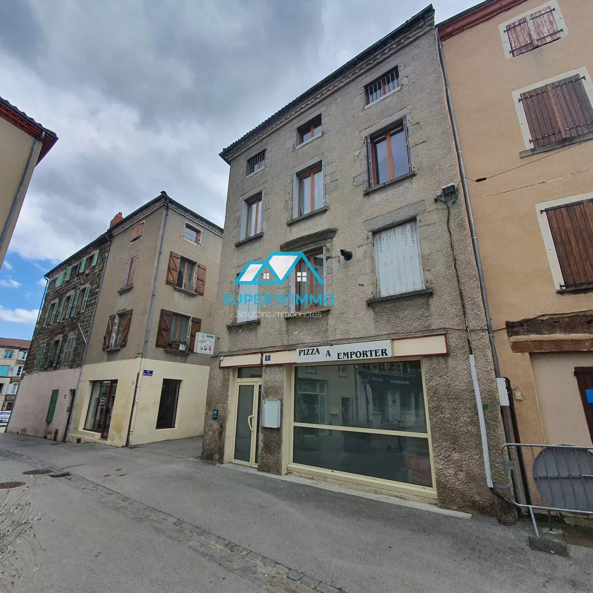 Agence immobilière de 