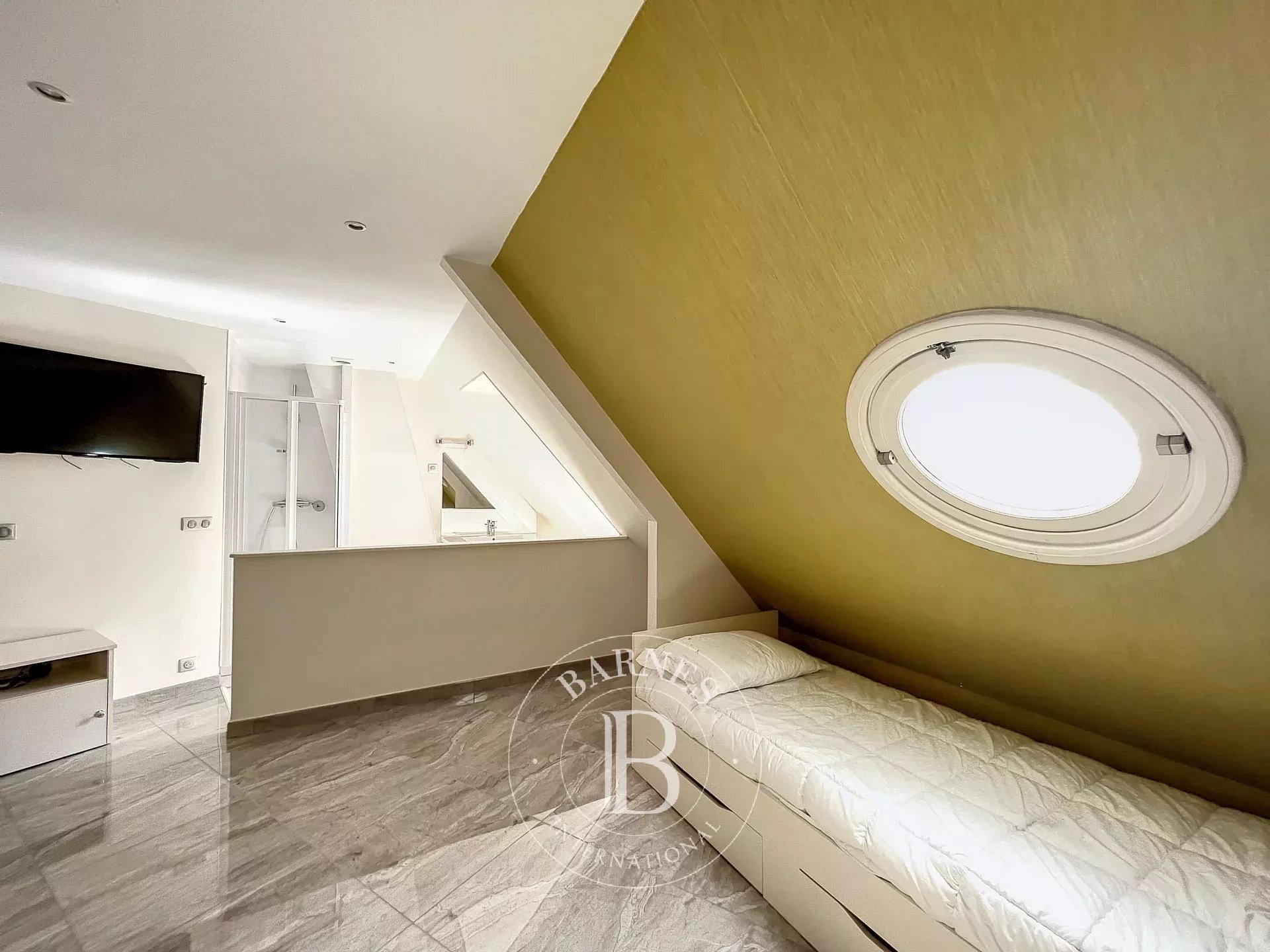 Daire Paris 8ème - picture 6