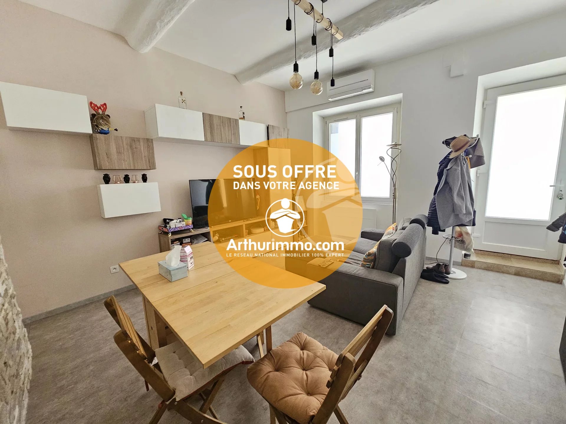 Agence immobilière de 