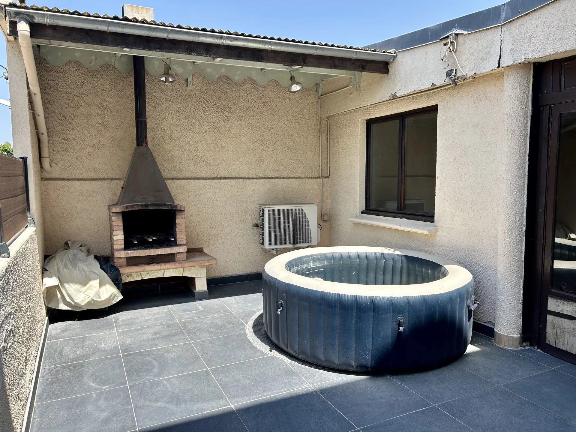 Montélimar, Appartement atypique 145 m²