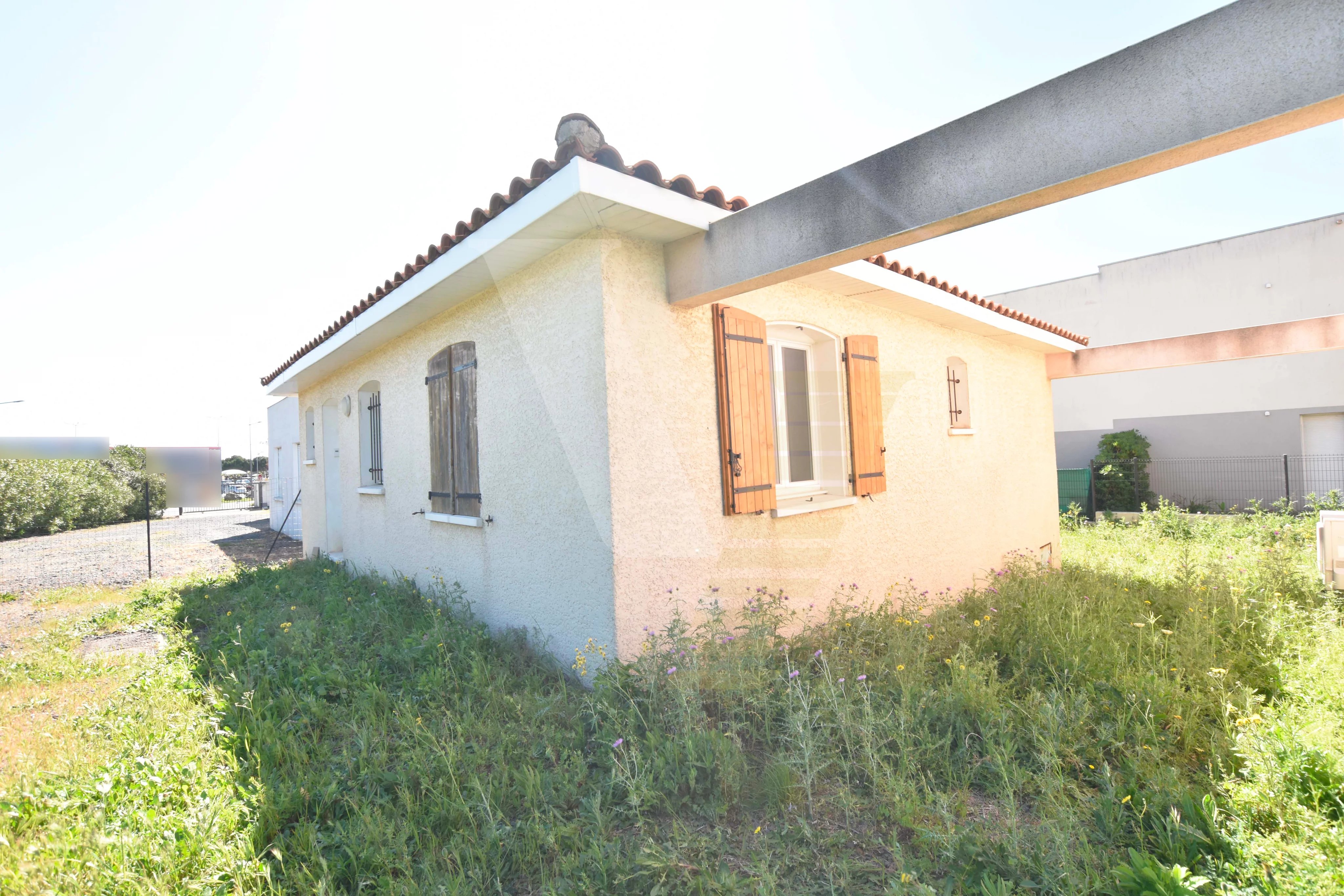 Maison T3 de plain-pied dans ZAE - Photo 5