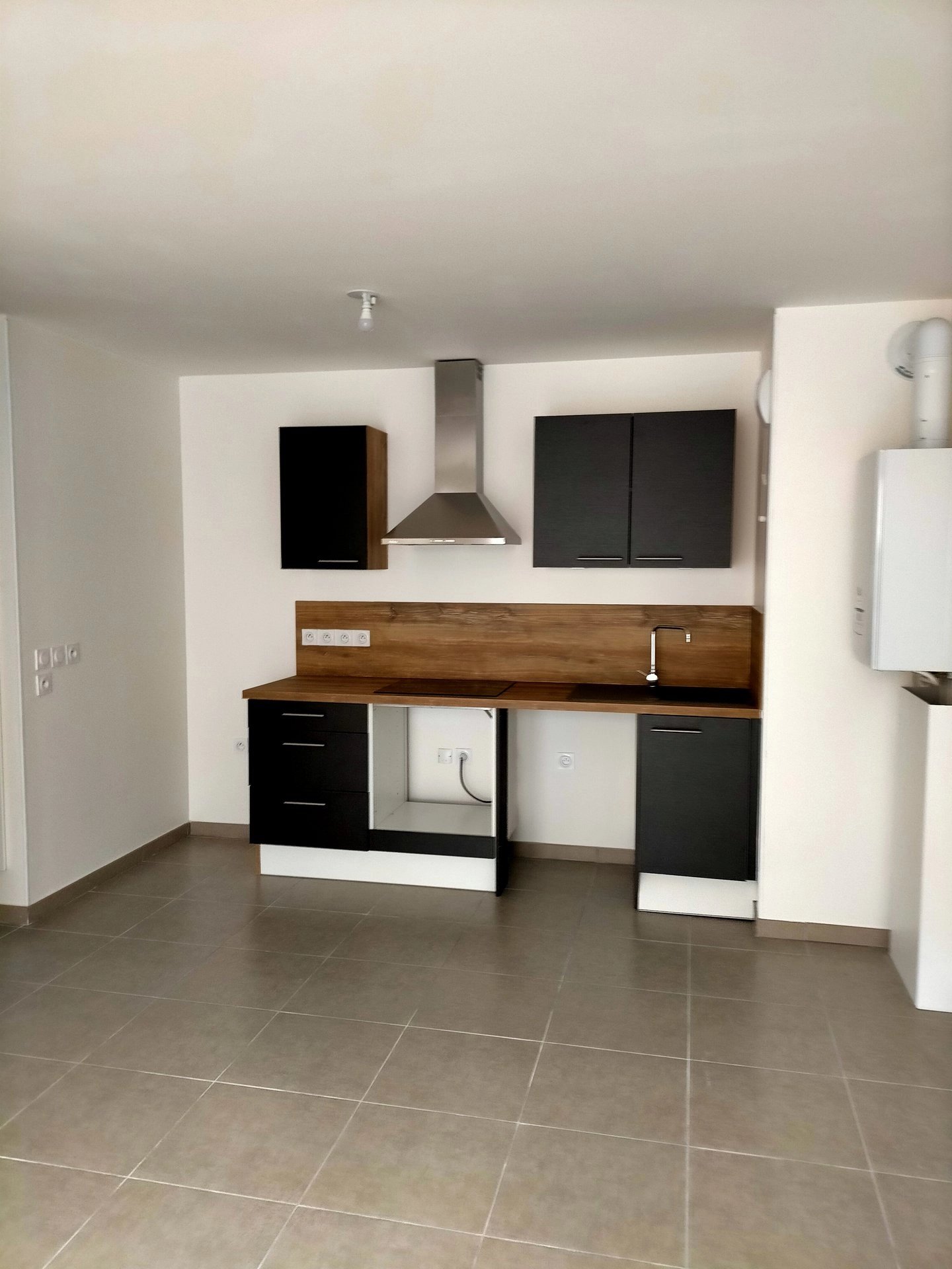 4257944 Location Villeurbanne