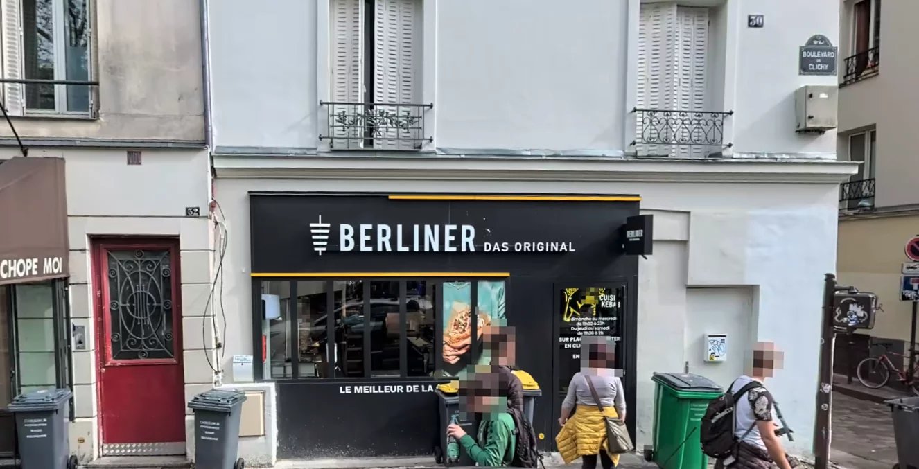 Boulevard de Clichy Pied Metro