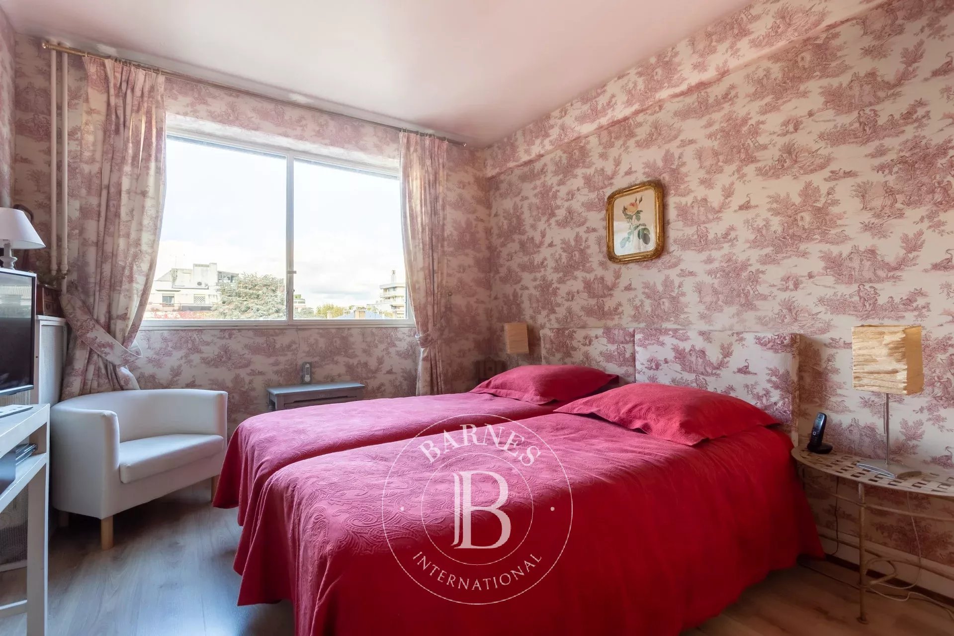 Neuilly-Mairie-Sainte Foy - 4-room apartment - 2 to 3 bedrooms - Upper floor - picture 6