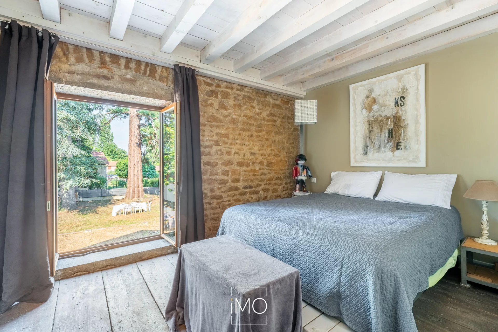 Maison familiale de 255 m² à Chasselay