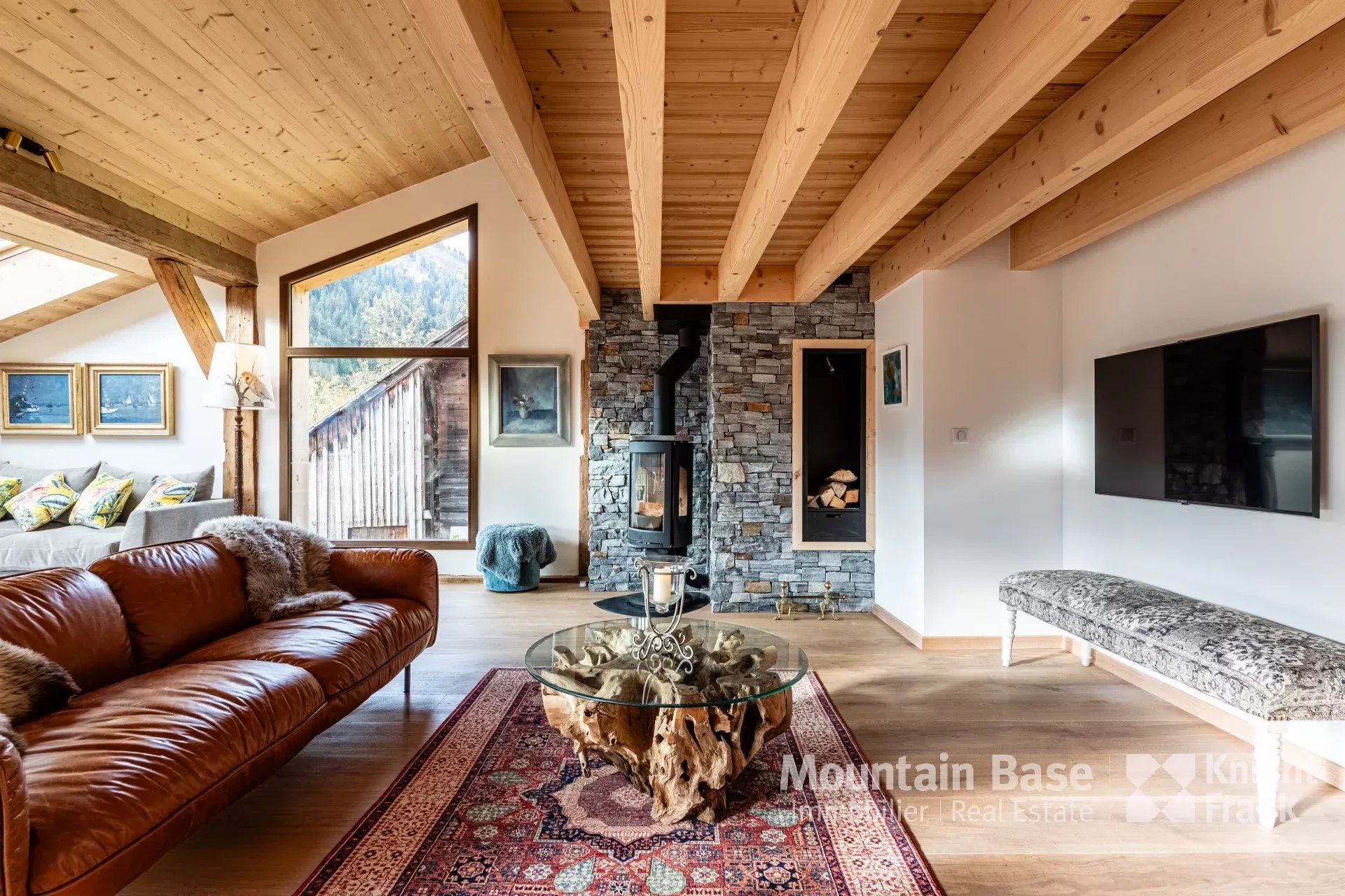 Photo of Stunning 7 bedroom chalet in La Côte d’Arbroz