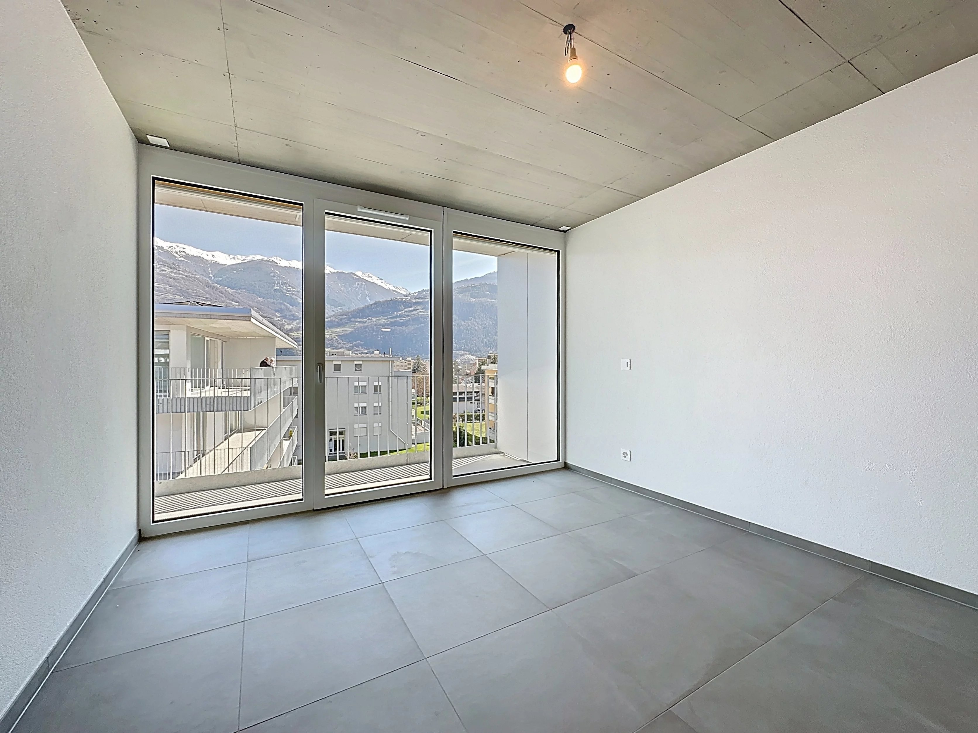 Appartement de standind 3.5 pièces à Conthey avec vue panoramique