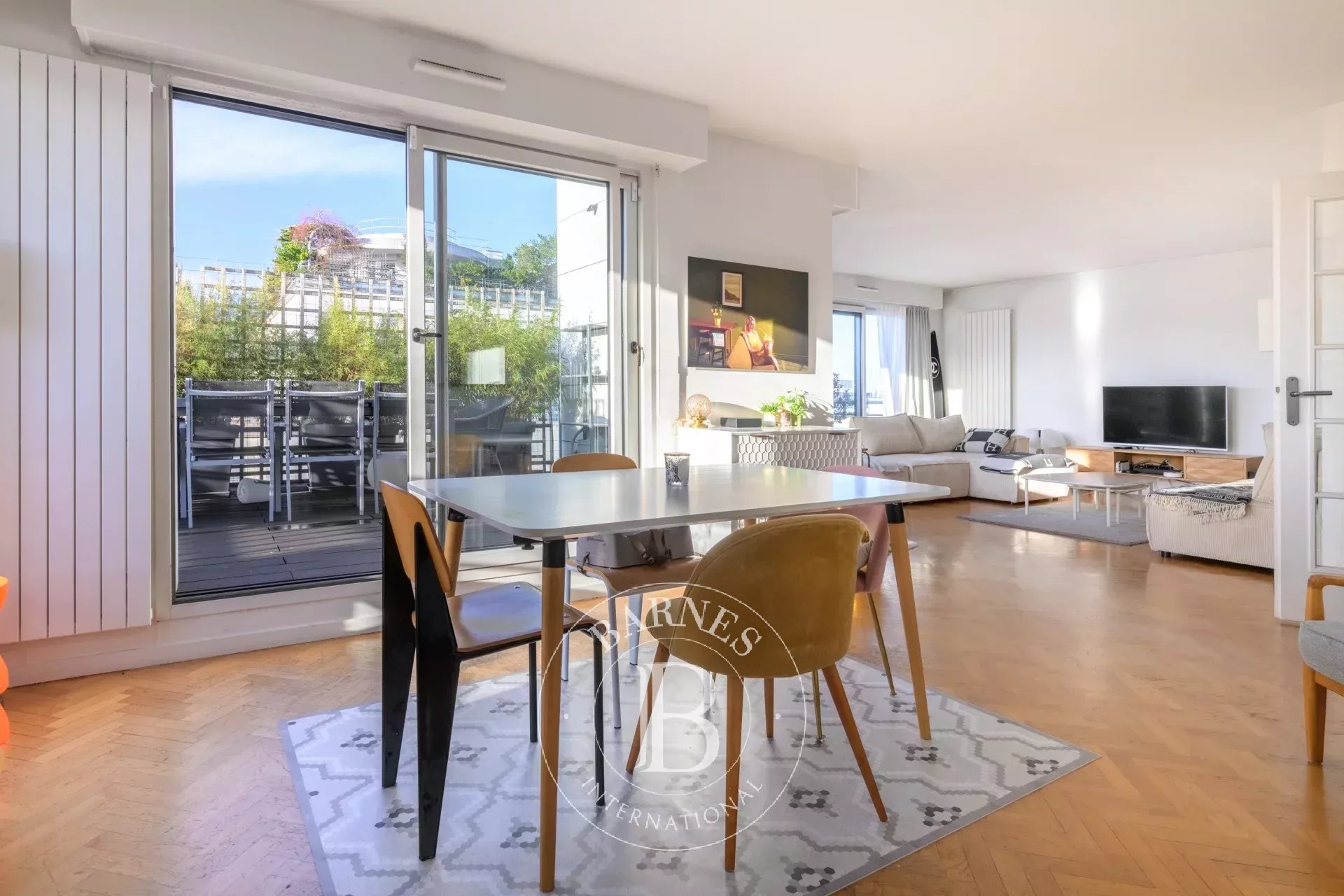 Daire Levallois-Perret - picture 9