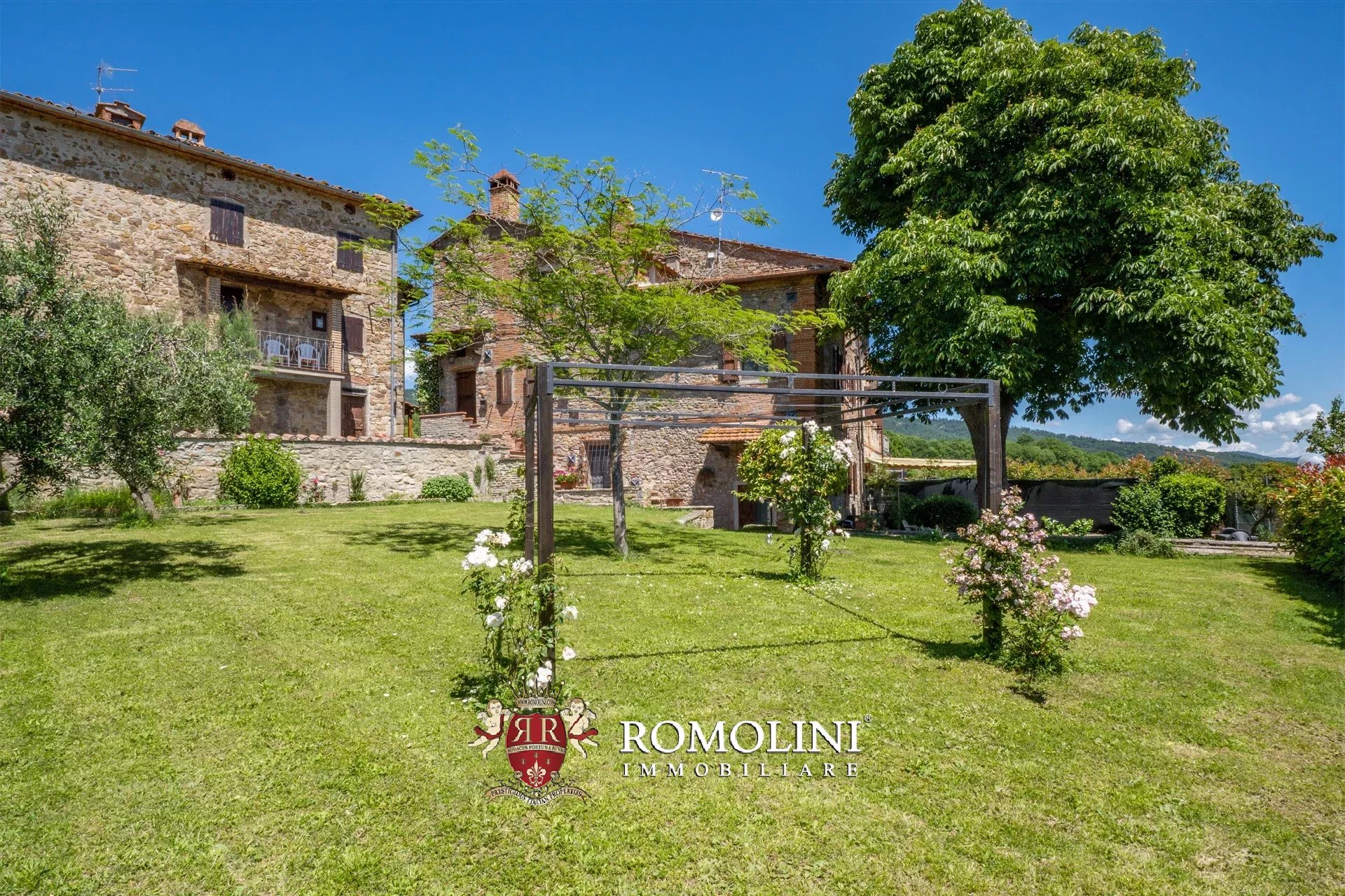 4 Bedroom Villa/Townhouse's Image 10