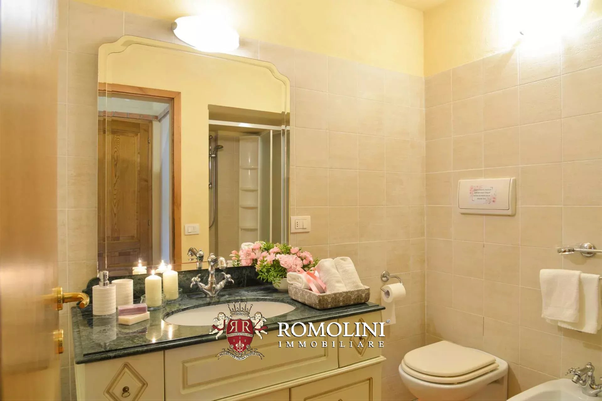 11 Bedroom Villa/Townhouse's Image 32