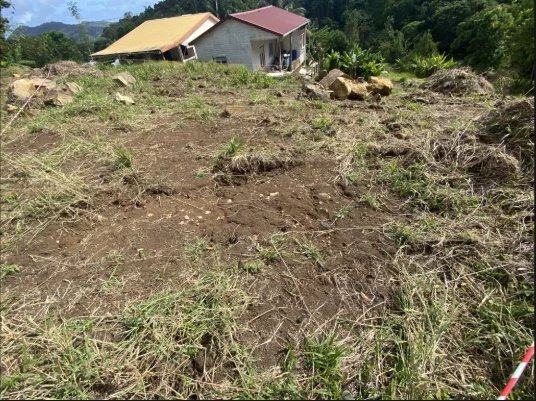 TERRAIN - 706 M² - LE VAUCLIN