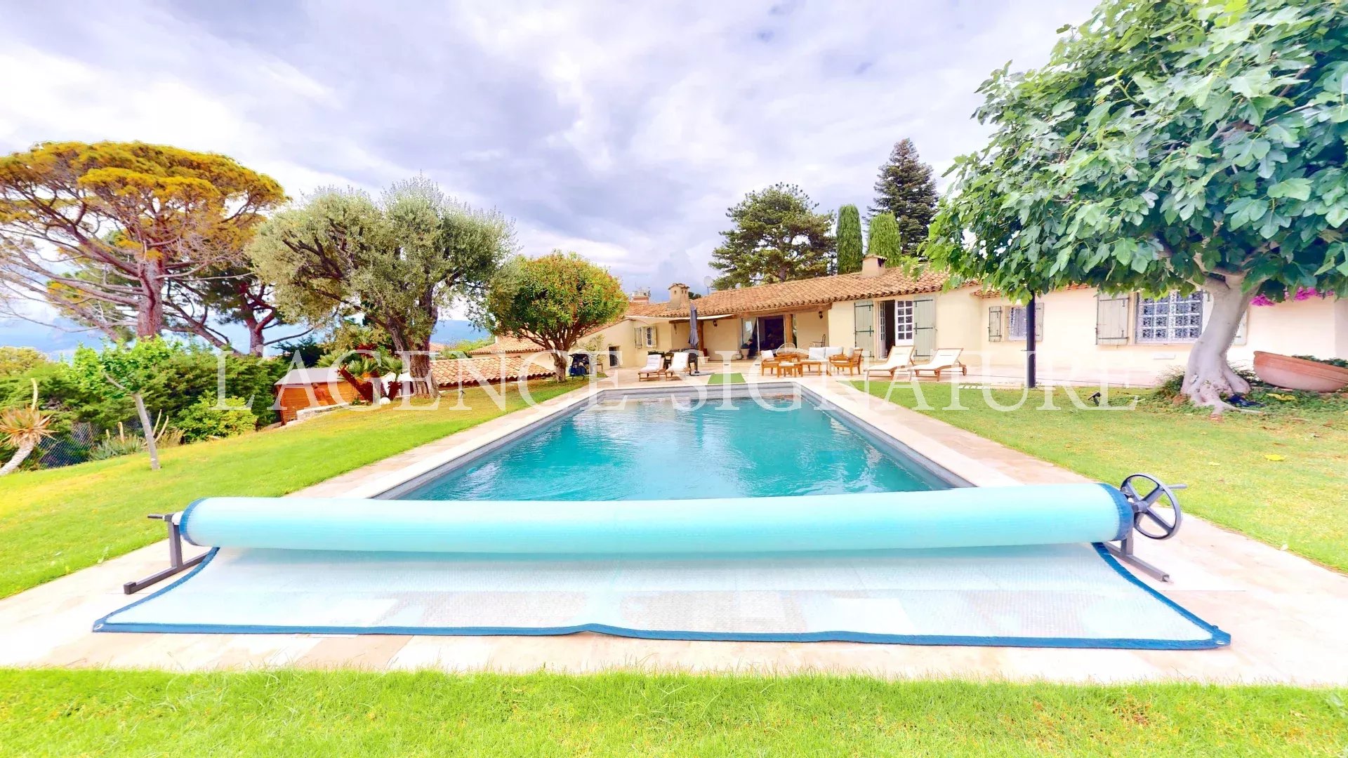 Agence immobilière de 