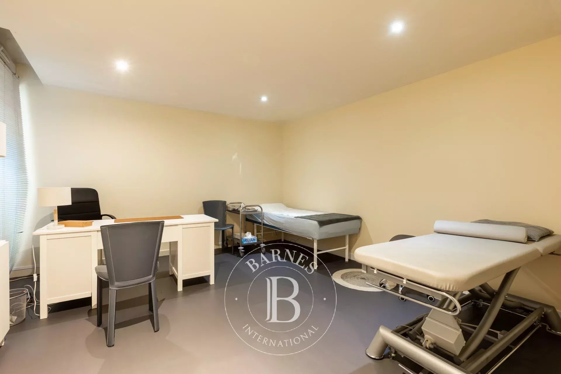 Daire Paris 17ème - picture 7