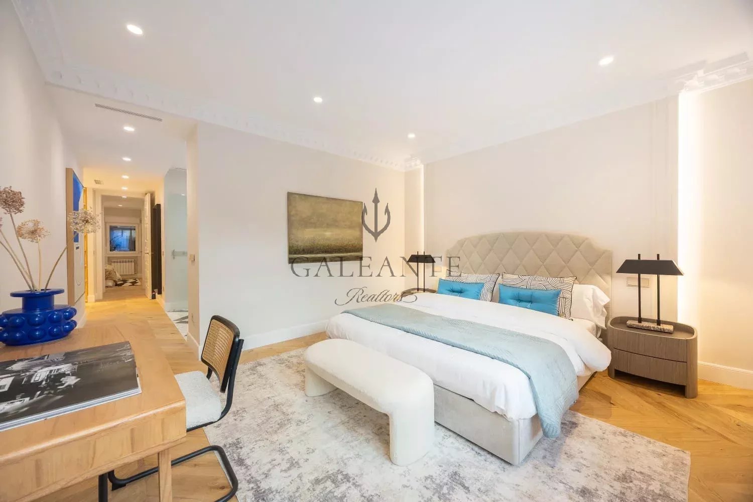 Light-filled Residence with Terrasse in Ayala - Image 11