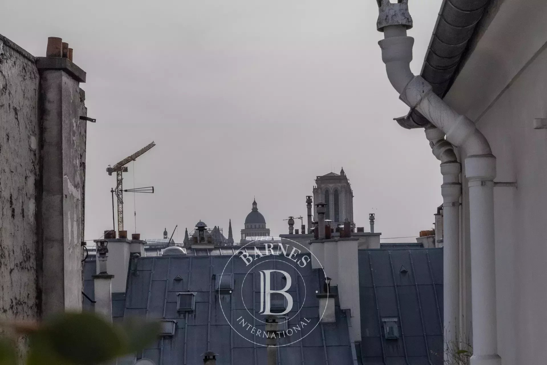 Daire Paris 4ème - picture 9