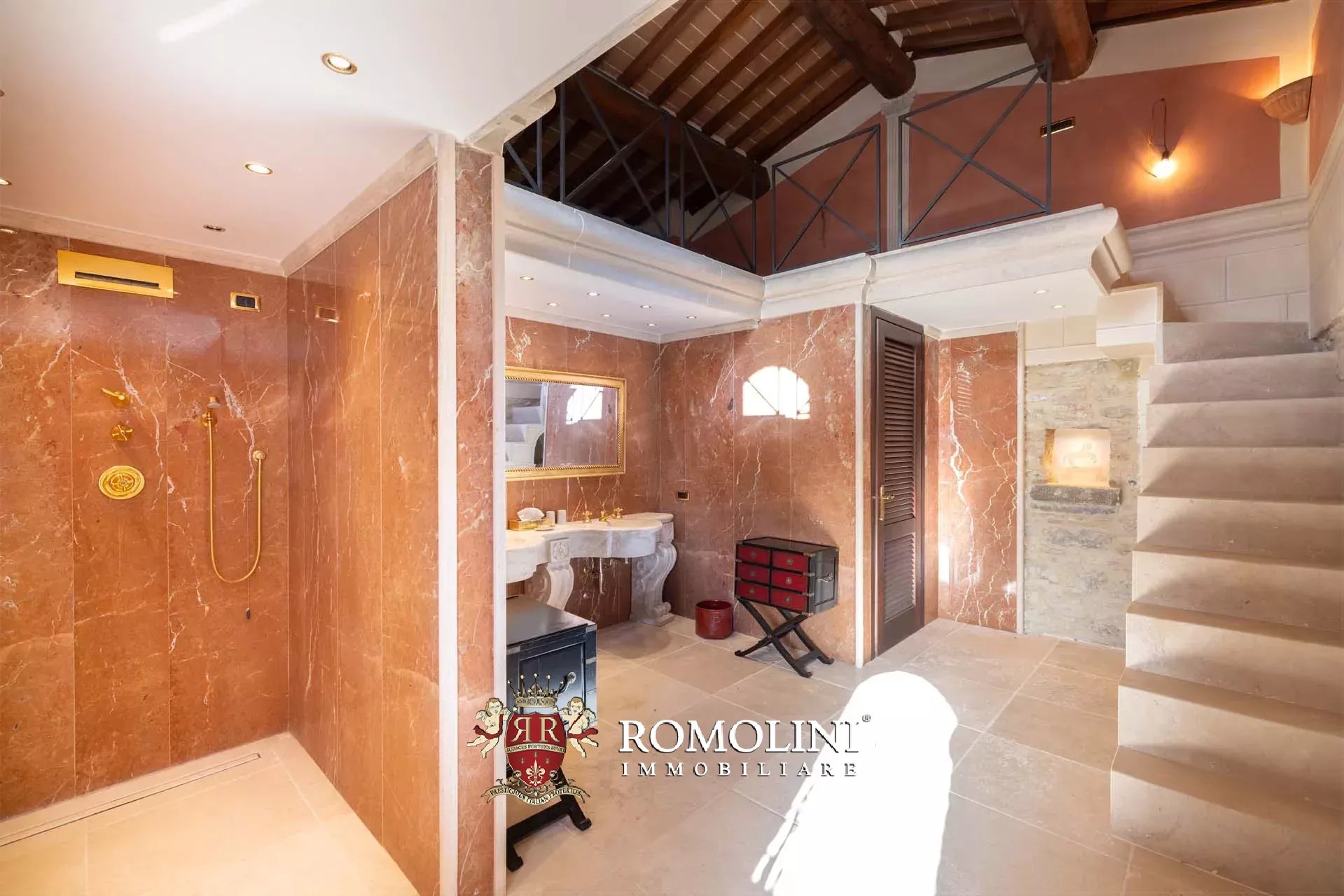 10 Bedroom Villa/Townhouse's Image 122