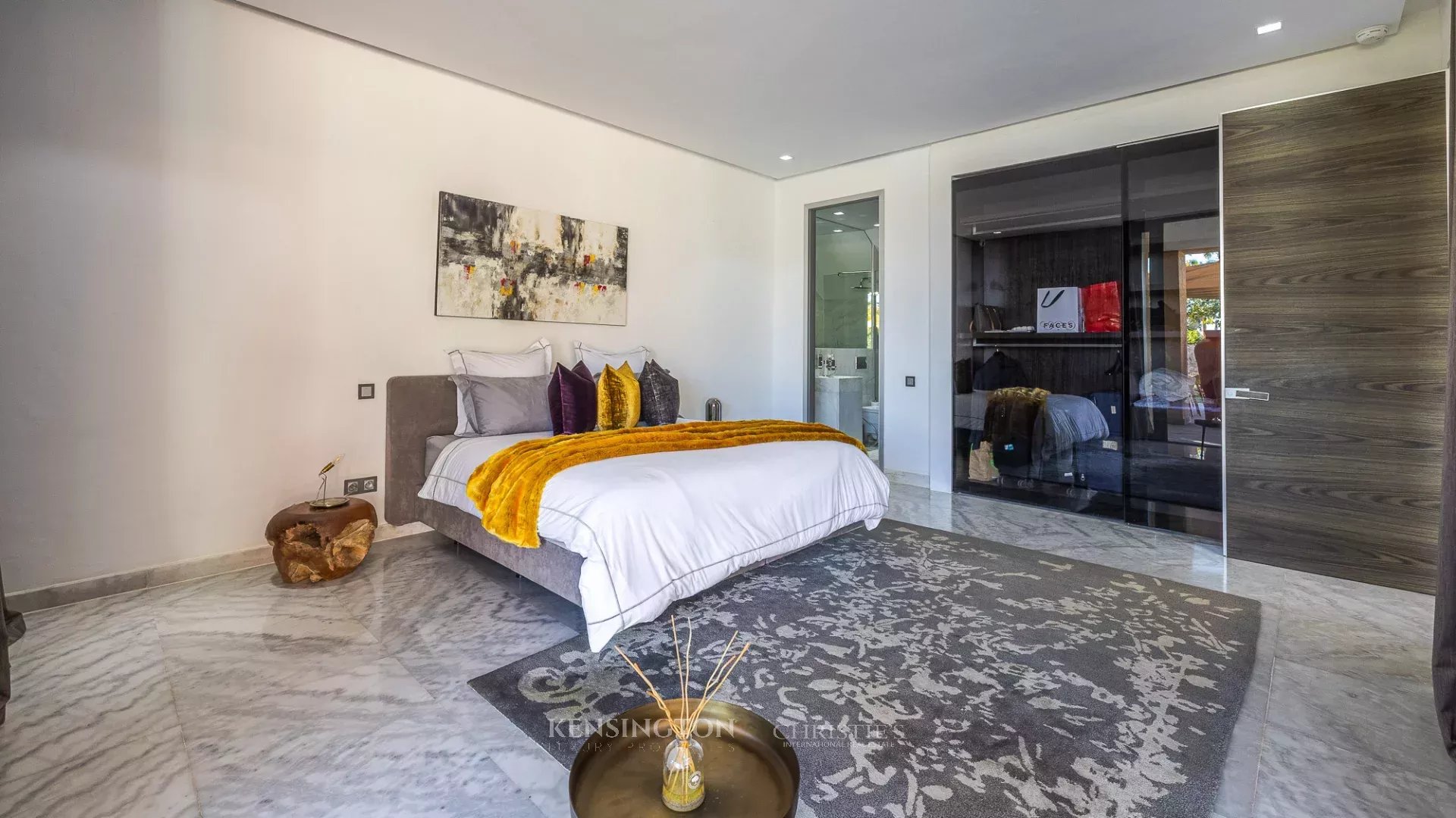 6 Bedroom Villa/Townhouse's Image 27