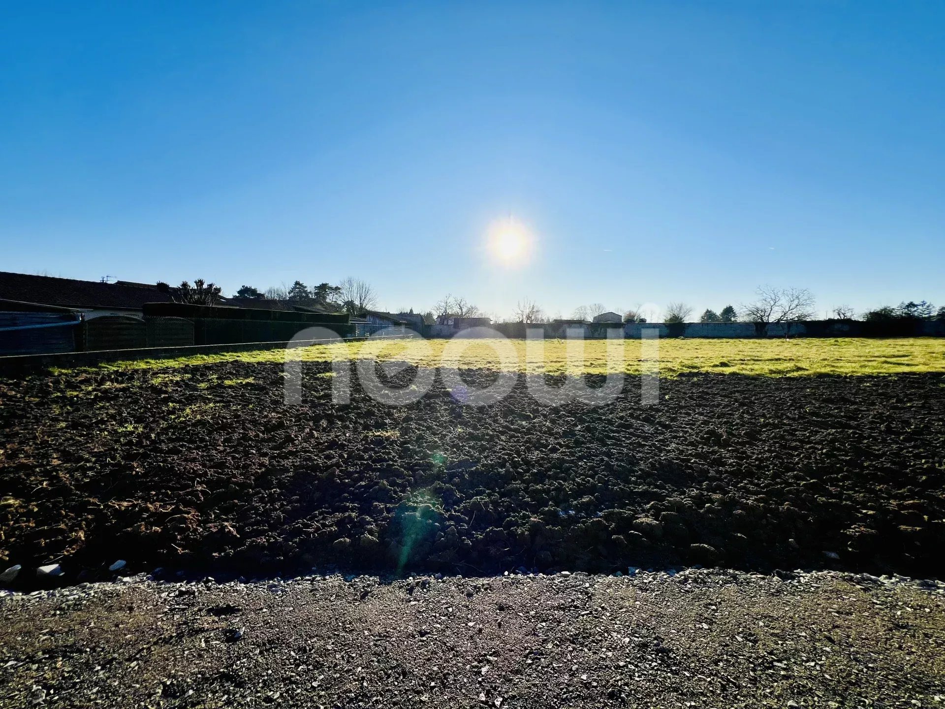 Sale Building land Luzillat