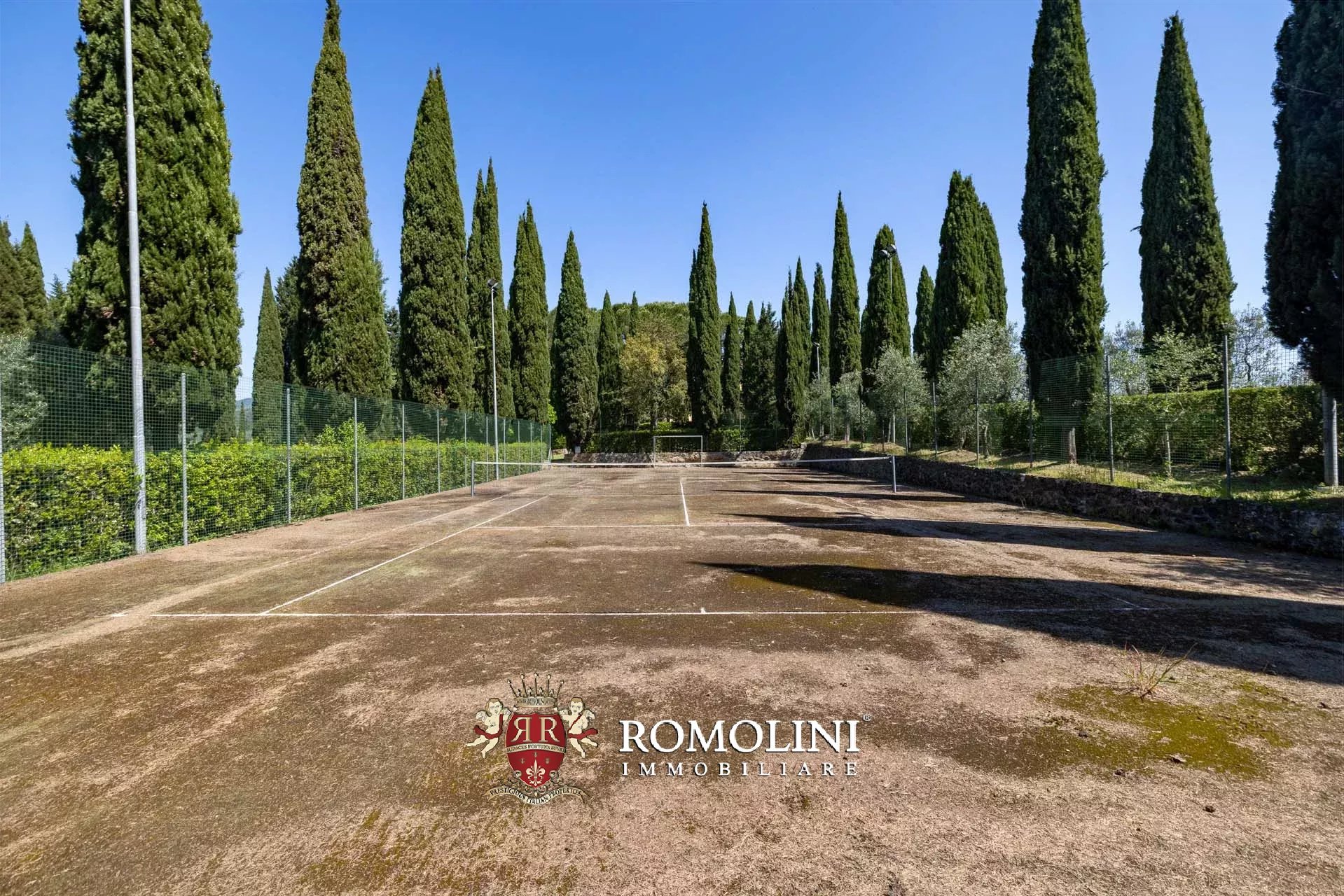 30 Bedroom Vineyard's Image 18